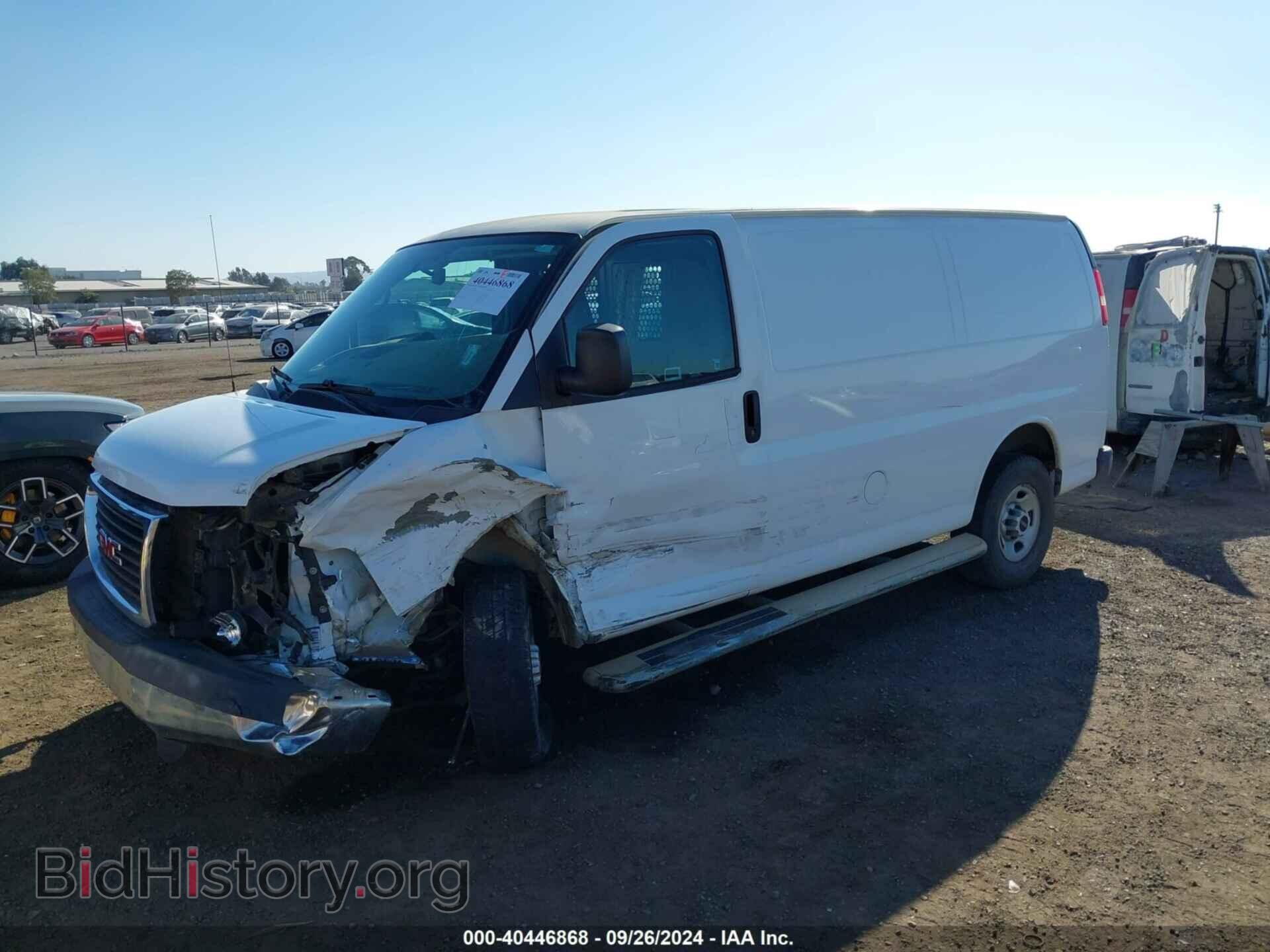 2014 GMC SAVANA 2500 - VIN: 1GTW7FCA7E1915569 - Фото 2