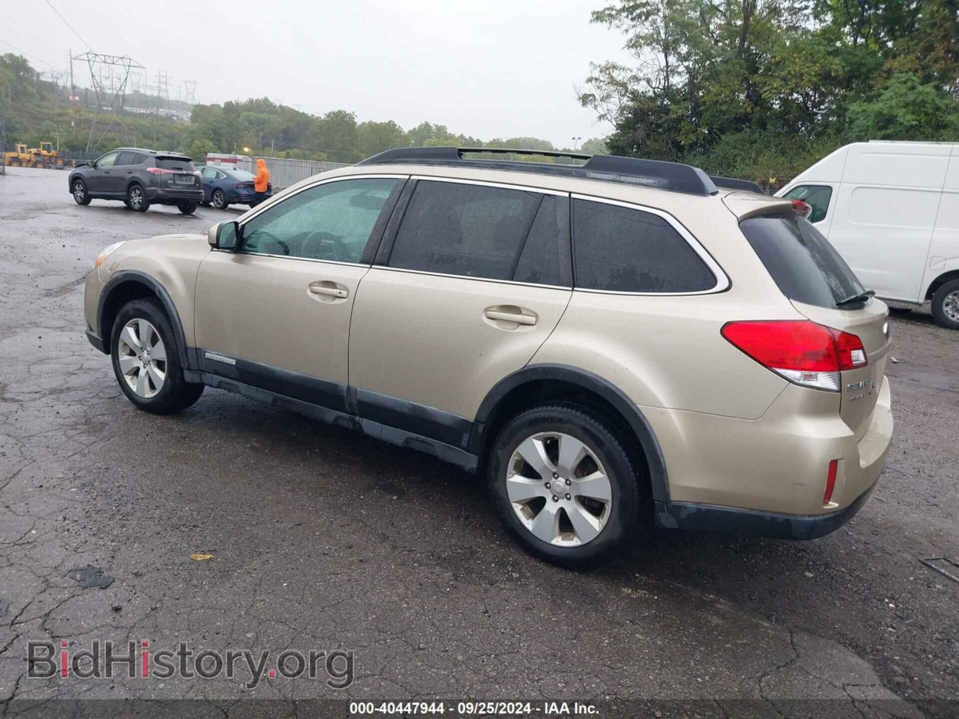 2010 SUBARU OUTBACK - VIN: 4S4BRBGC8A3383563 - Фото 3
