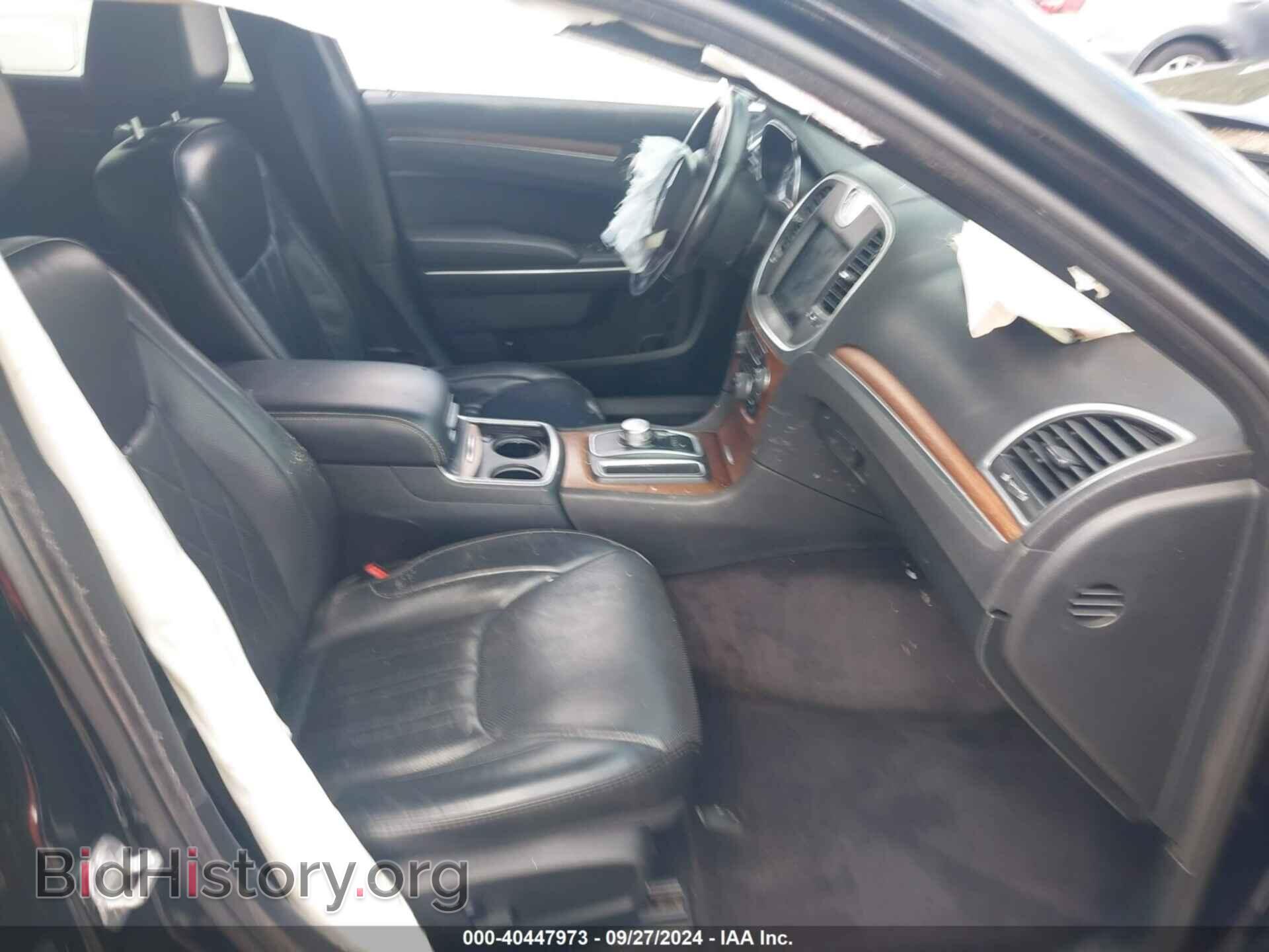 2017 CHRYSLER 300C - VIN: 2C3CCAPG1HH538389 - Фото 5