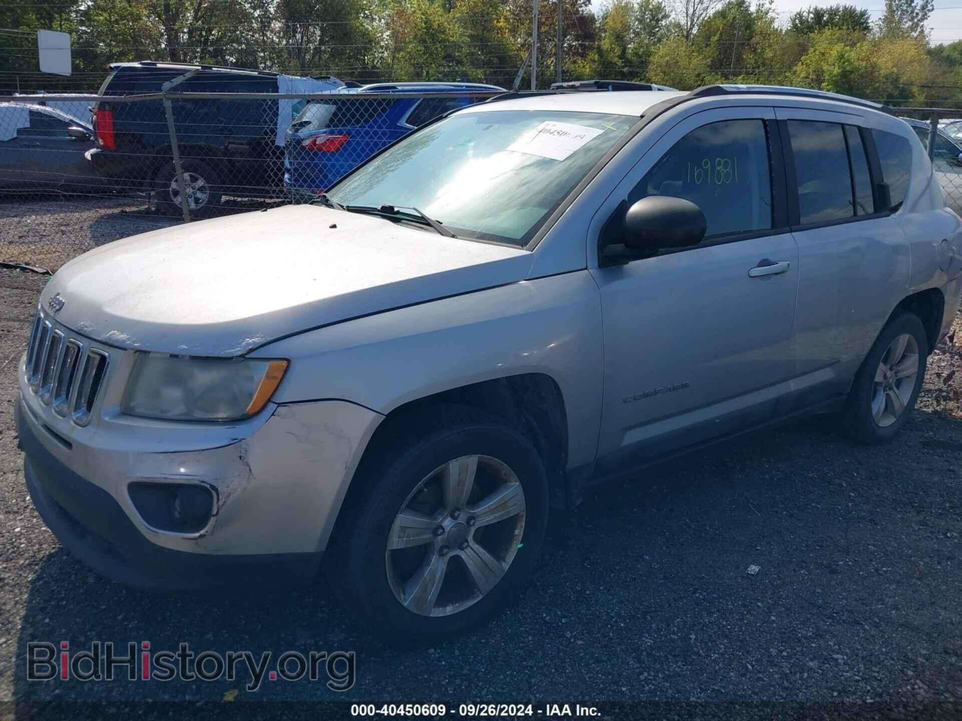 2011 JEEP COMPASS - VIN: 1J4NT1FB8BD290716 - Photo 2