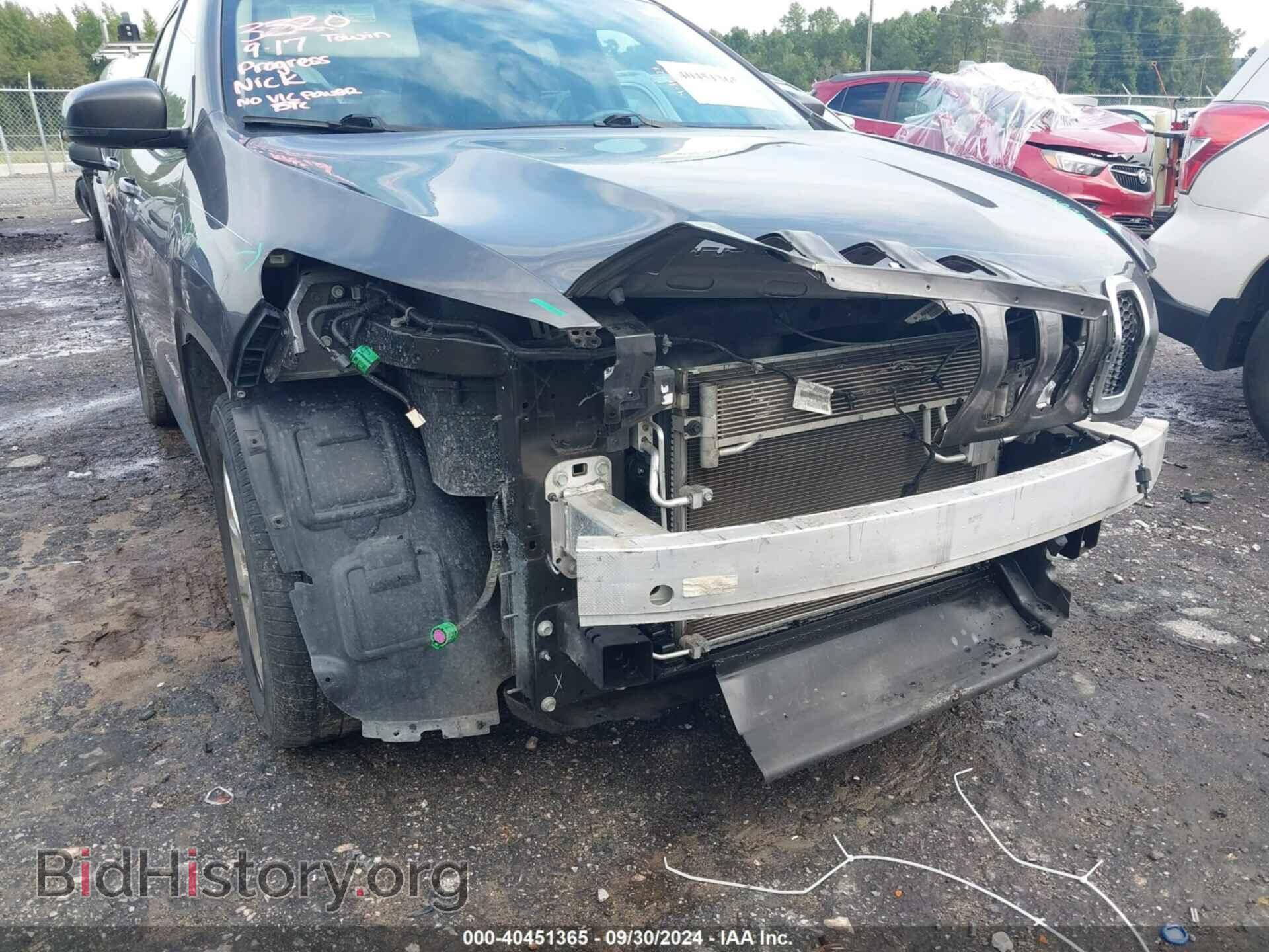 2018 JEEP CHEROKEE - VIN: 1C4PJLLB1JD552143 - Фото 6