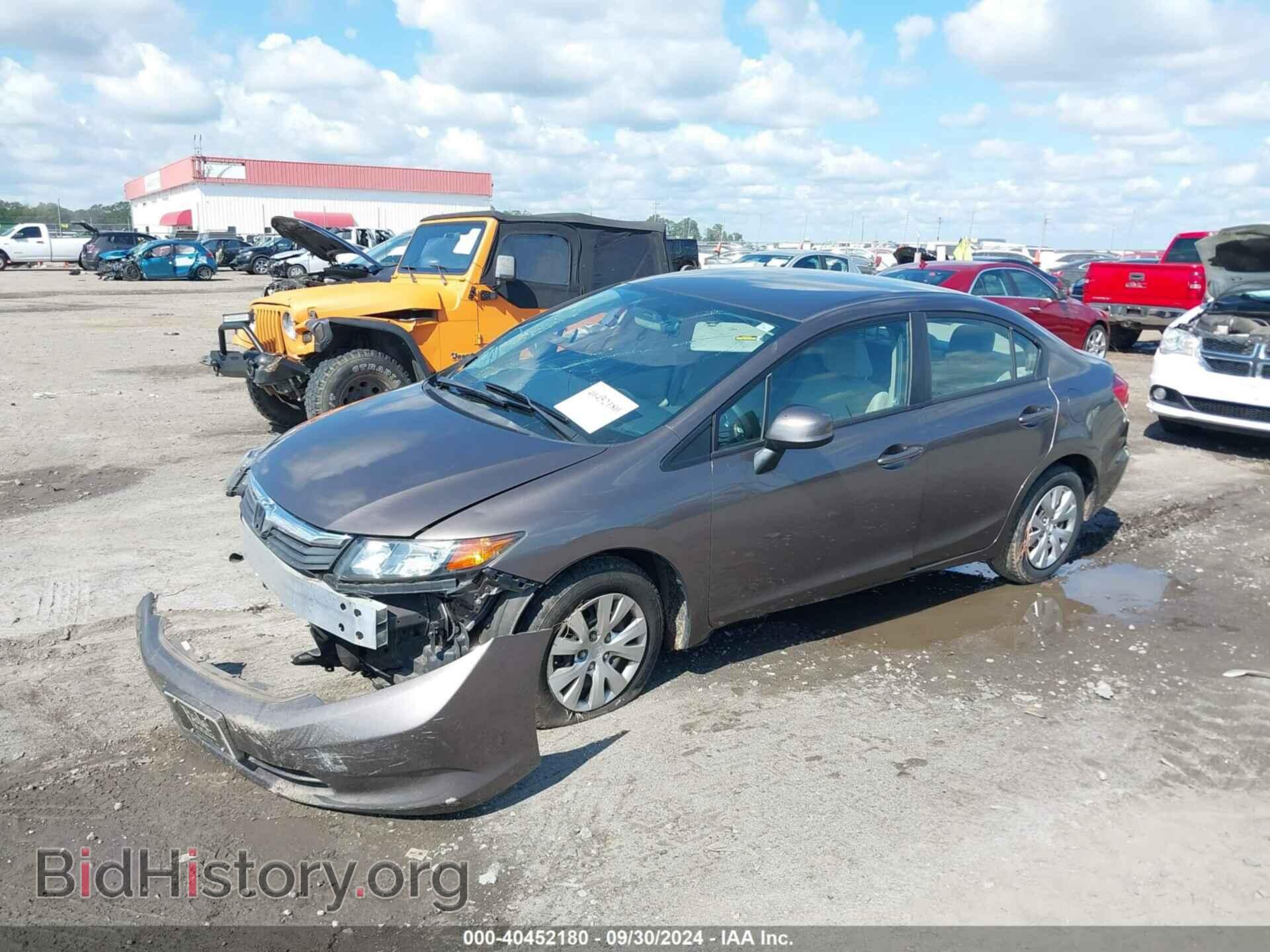 2012 HONDA CIVIC - VIN: 2HGFB2F56CH605497 - Фото 2