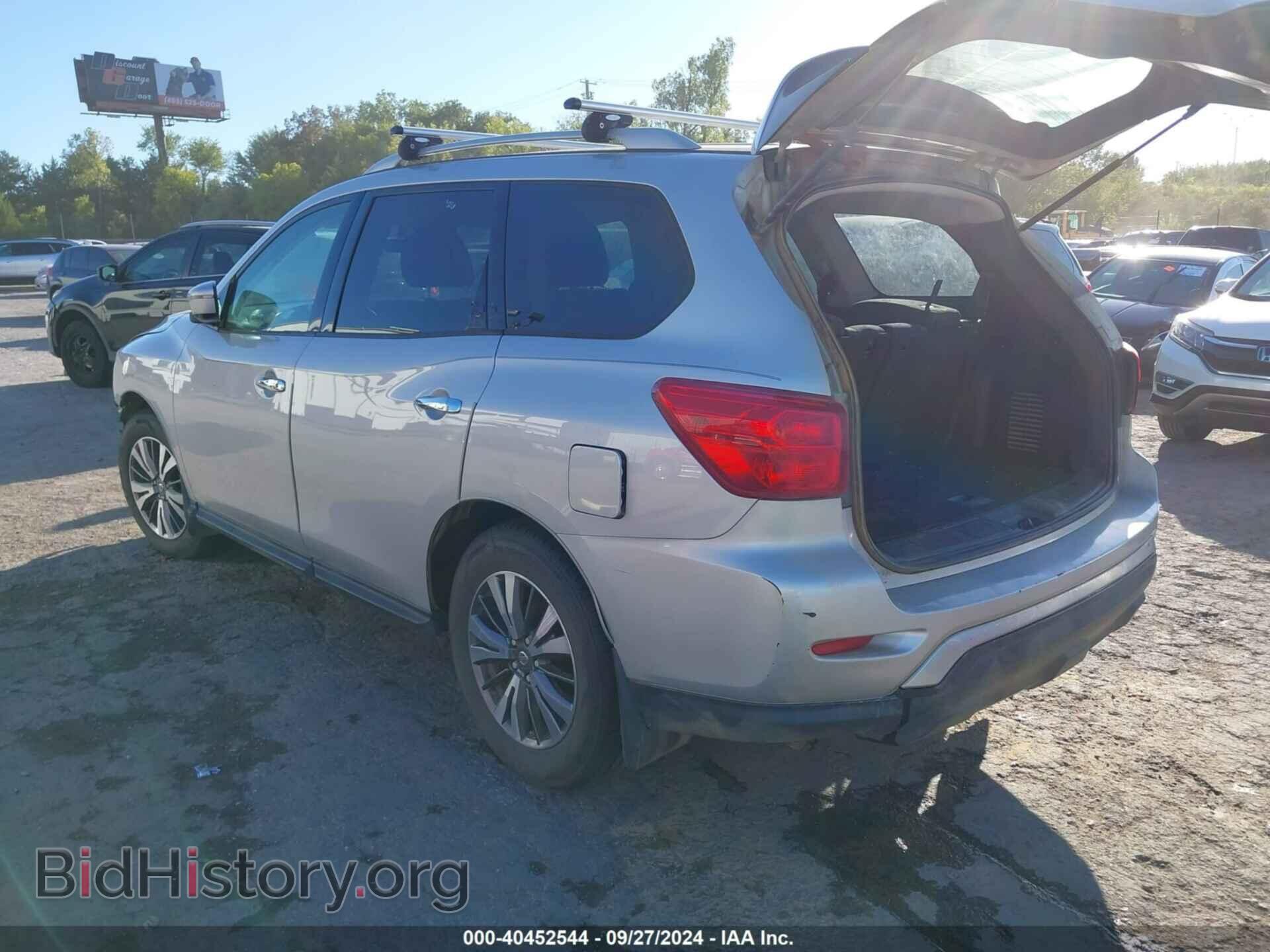 2017 NISSAN PATHFINDER - VIN: 5N1DR2MM6HC628229 - Фото 3