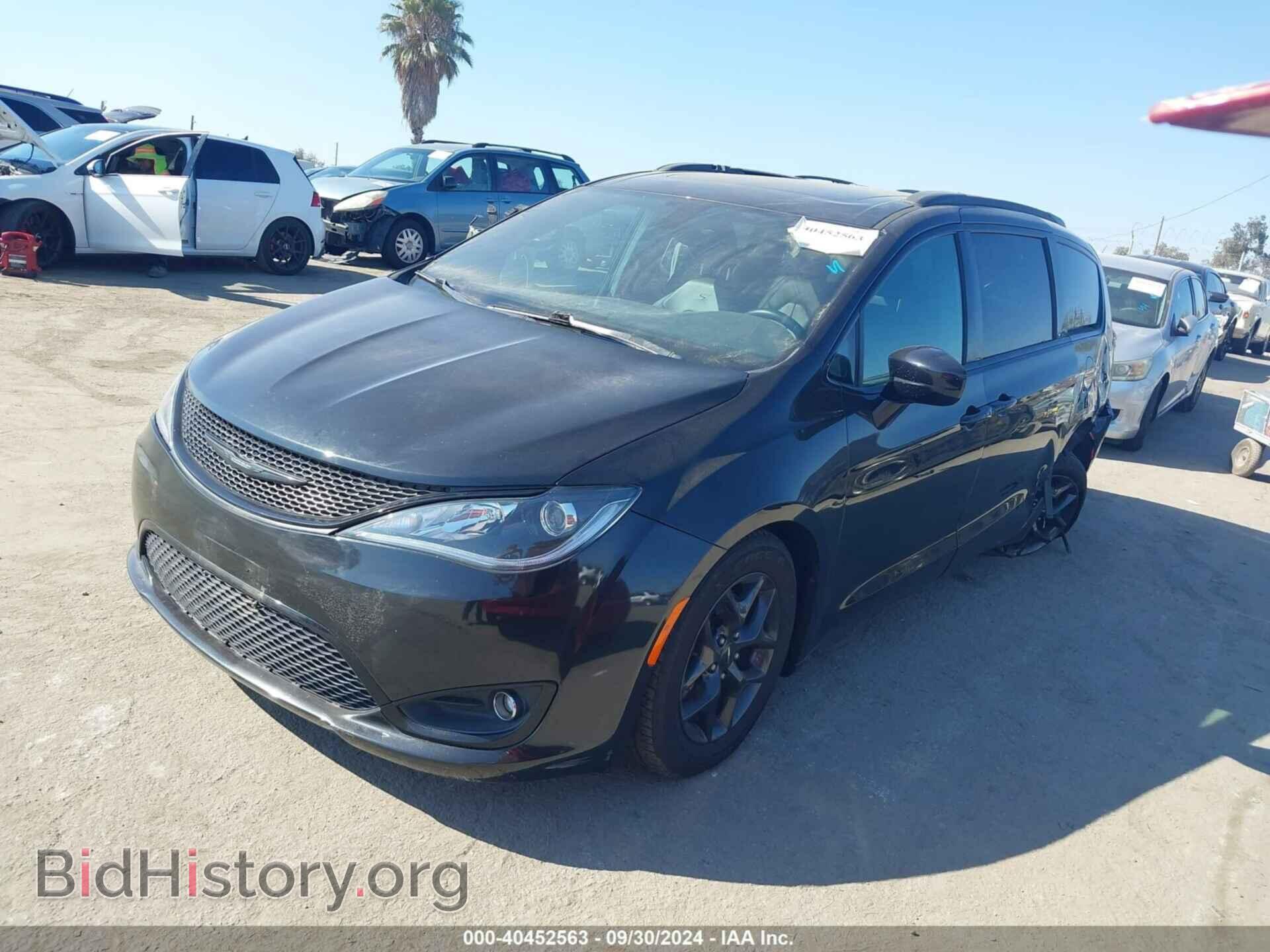 2018 CHRYSLER PACIFICA - VIN: 2C4RC1EG9JR351653 - Фото 2