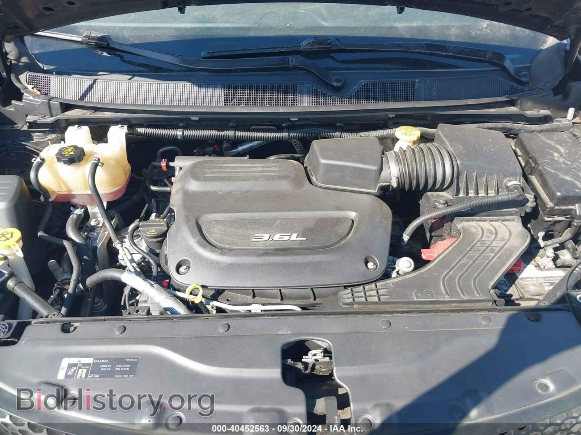2018 CHRYSLER PACIFICA - VIN: 2C4RC1EG9JR351653 - Фото 10