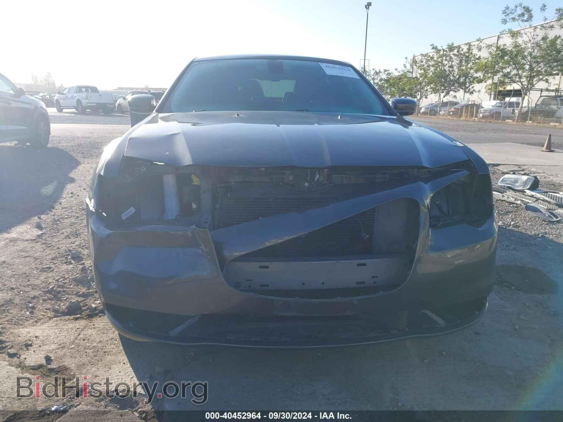 2016 CHRYSLER 300 - VIN: 2C3CCAAG9GH260736 - Фото 6