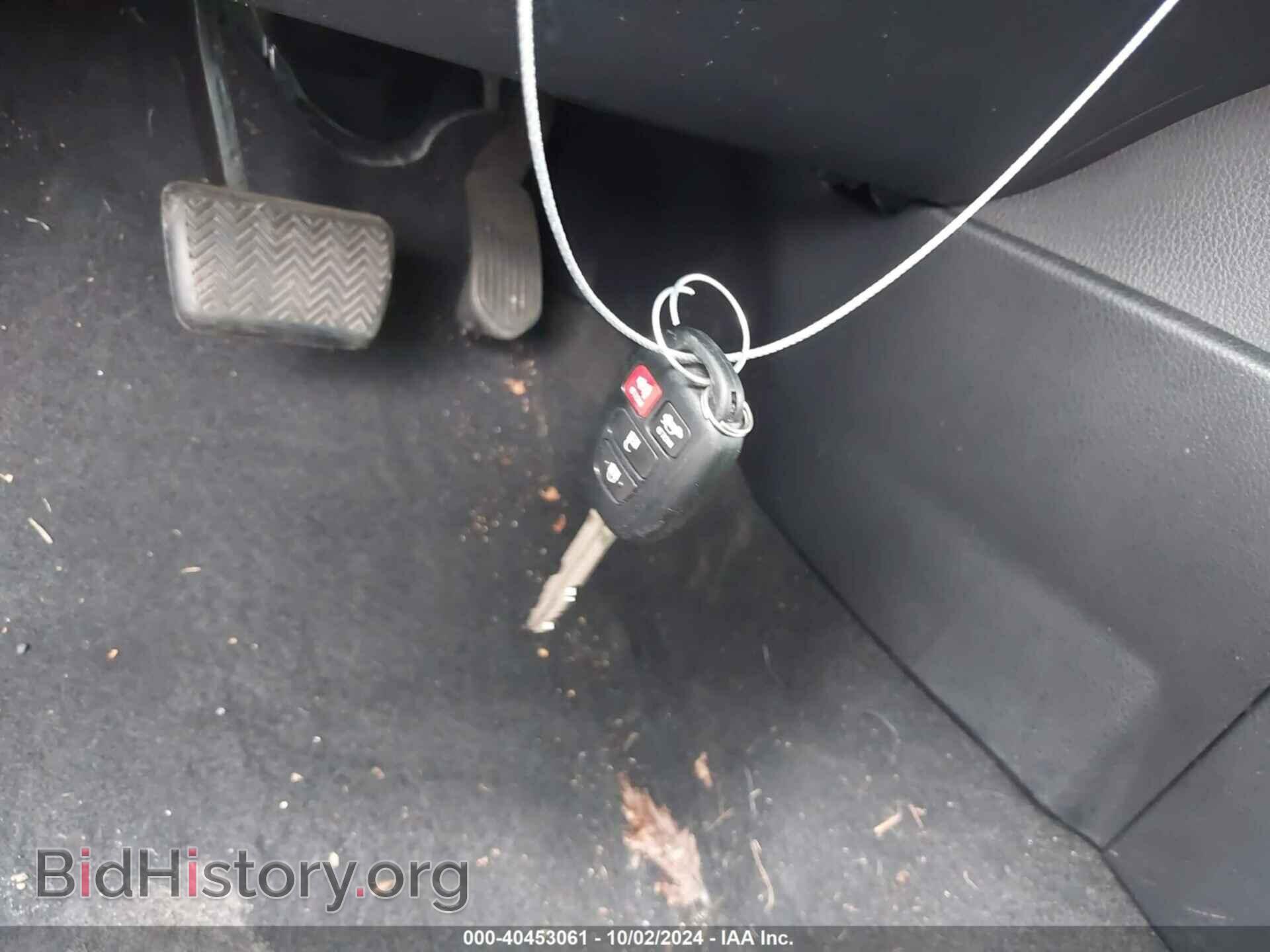 2019 TOYOTA COROLLA - VIN: 2T1BURHE9KC193033 - Фото 11