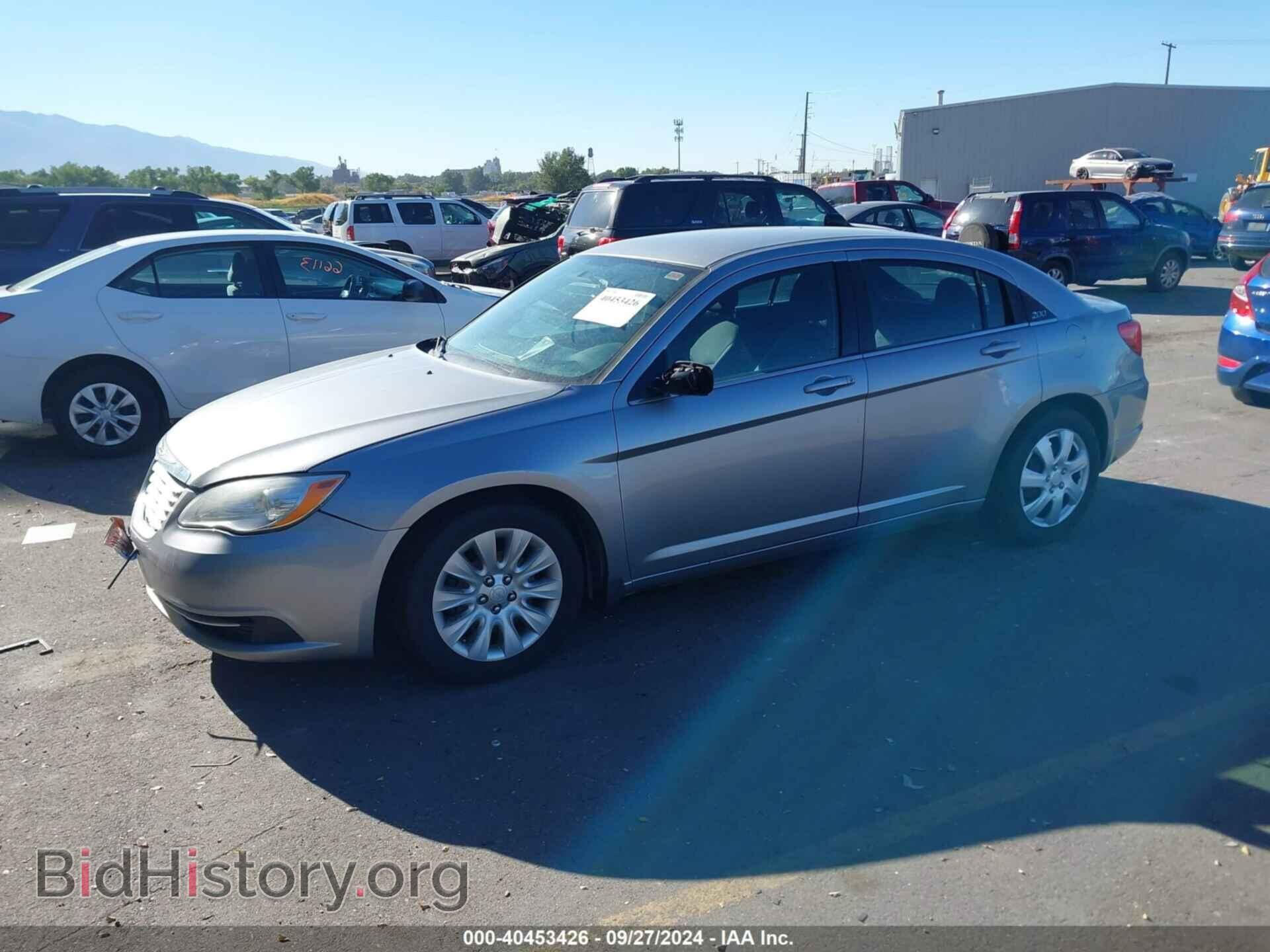 2014 CHRYSLER 200 - VIN: 1C3CCBAB5EN122741 - Photo 2