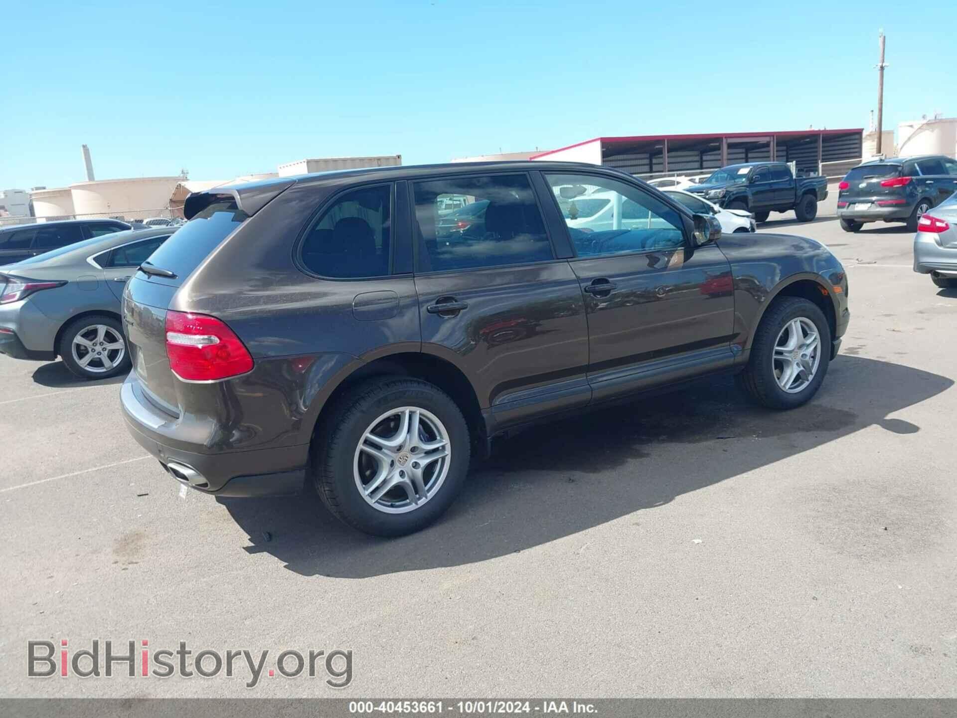 2010 PORSCHE CAYENNE - VIN: WP1AA2AP0ALA03522 - Фото 4