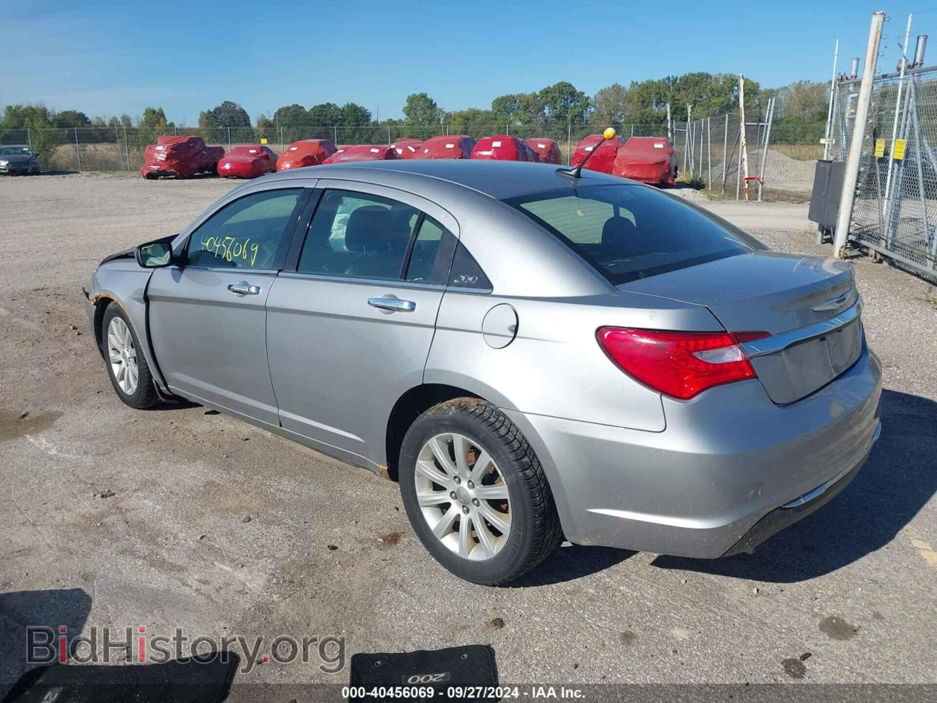 2013 CHRYSLER 200 - VIN: 1C3CCBCG2DN737089 - Фото 3