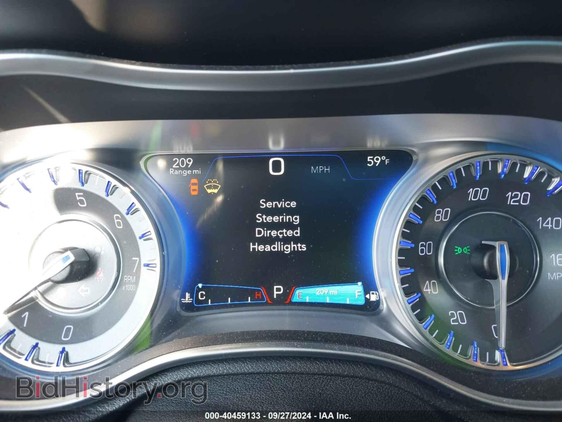 2015 CHRYSLER 300C - VIN: 2C3CCAET4FH780705 - Фото 7