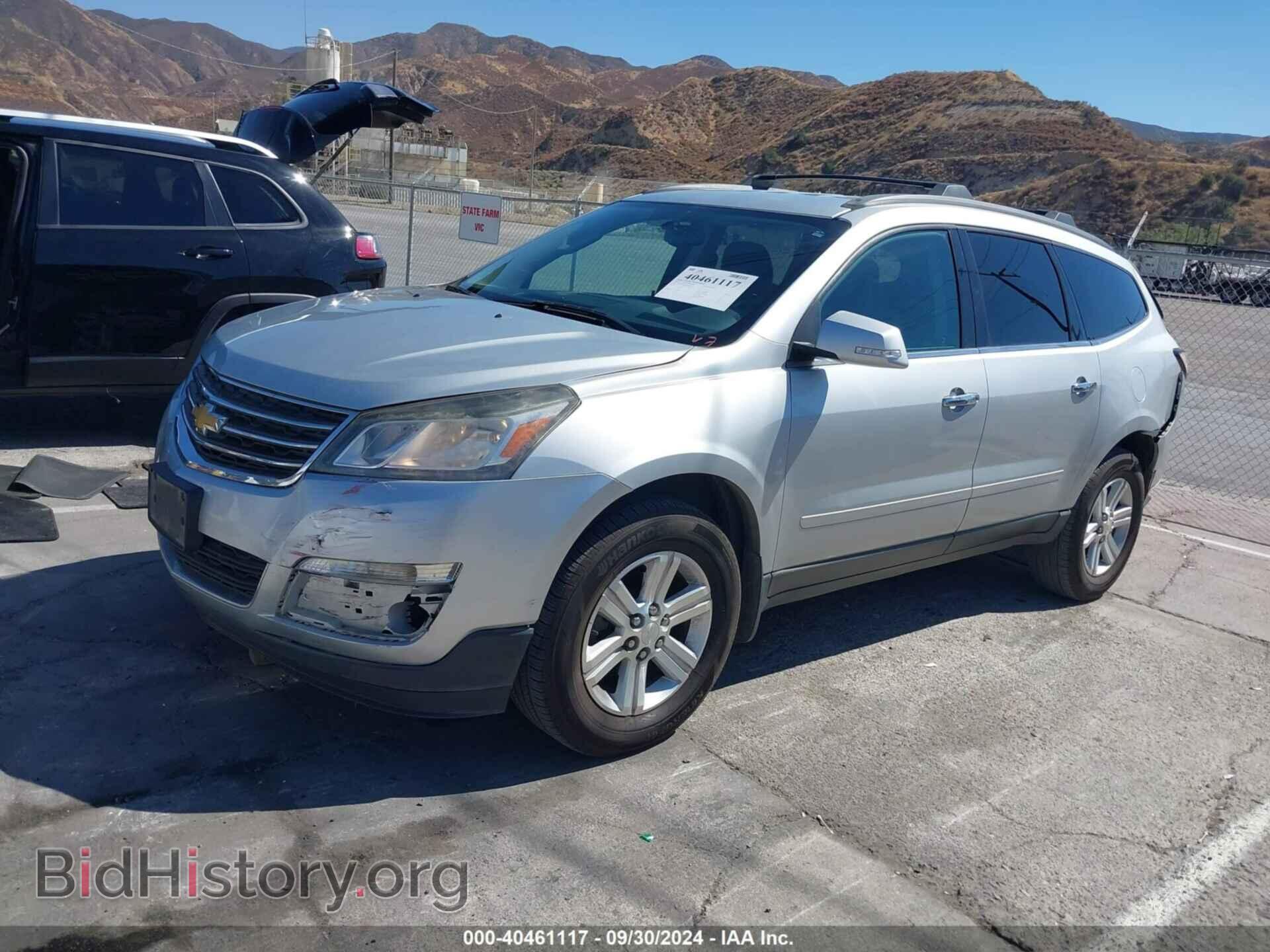 2013 CHEVROLET TRAVERSE - VIN: 1GNKRJKD7DJ228766 - Фото 2