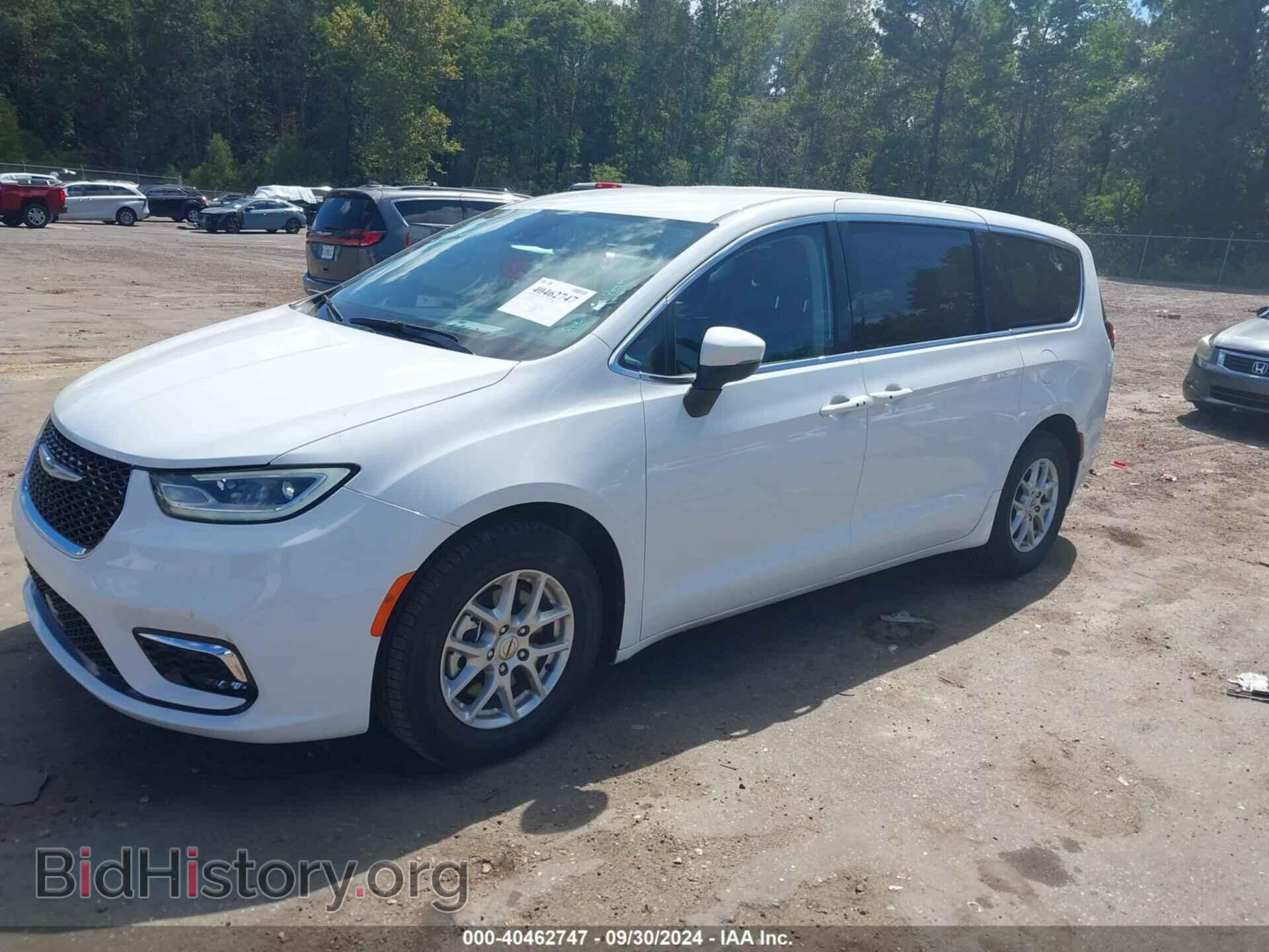 2023 CHRYSLER PACIFICA - VIN: 2C4RC1BG3PR521065 - Фото 2
