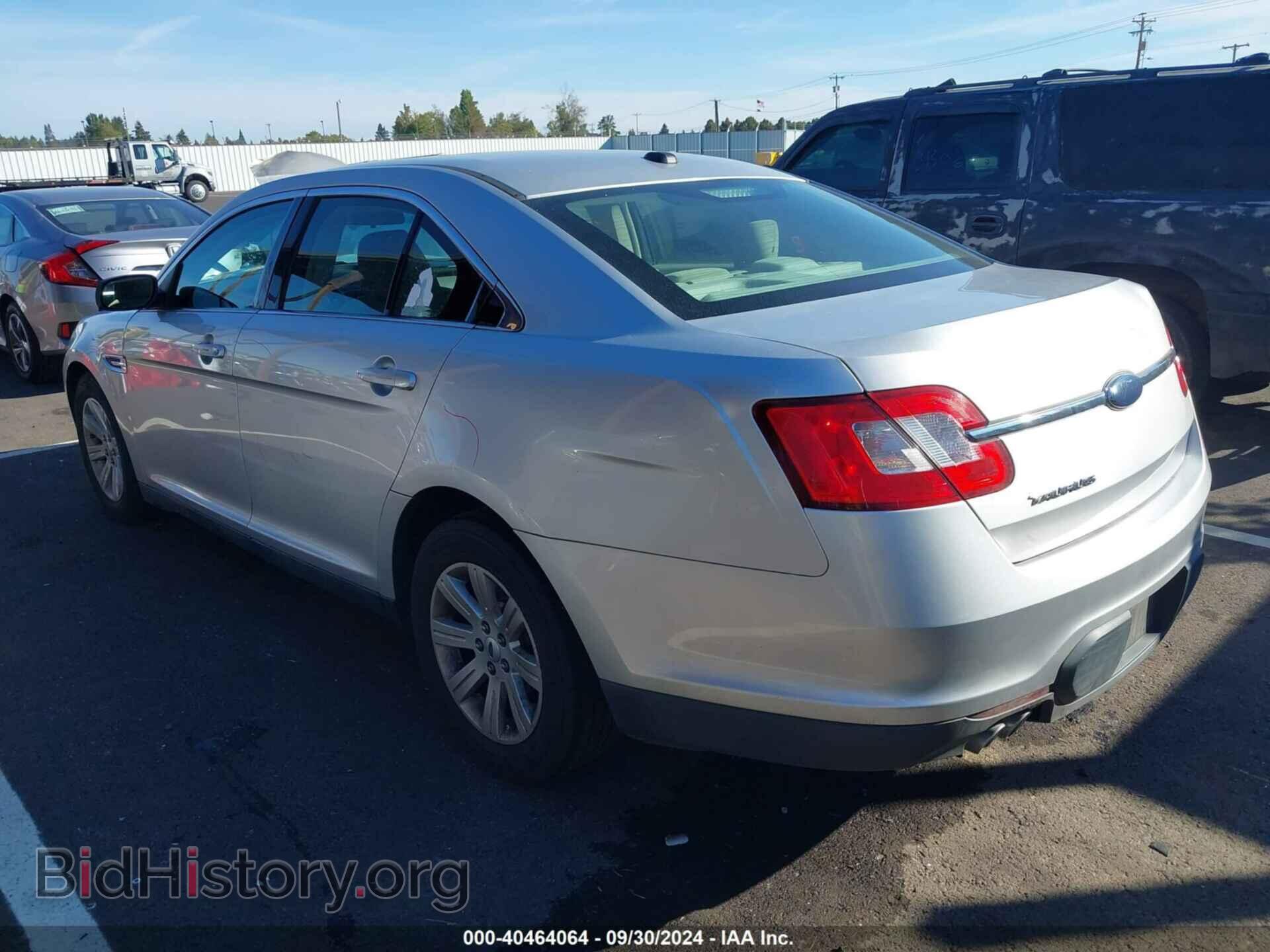 2010 FORD TAURUS - VIN: 1FAHP2DW2AG145743 - Фото 3