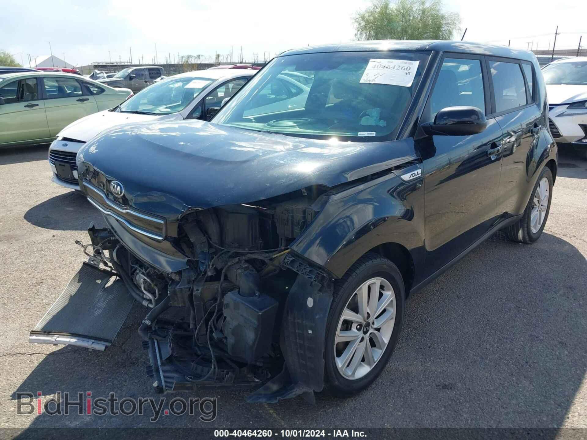 2017 KIA SOUL - VIN: KNDJP3A50H7411915 - Фото 2