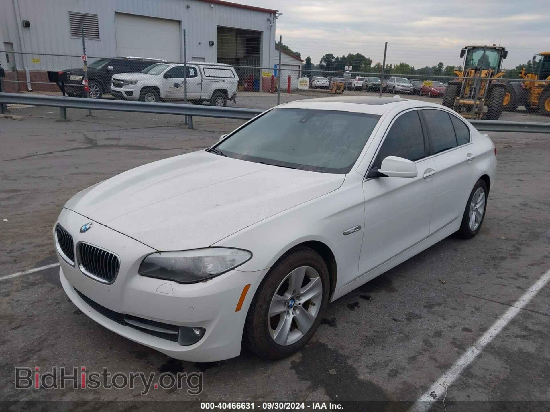 2013 BMW 528I - VIN: WBAXG5C54DD230649 - Фото 2