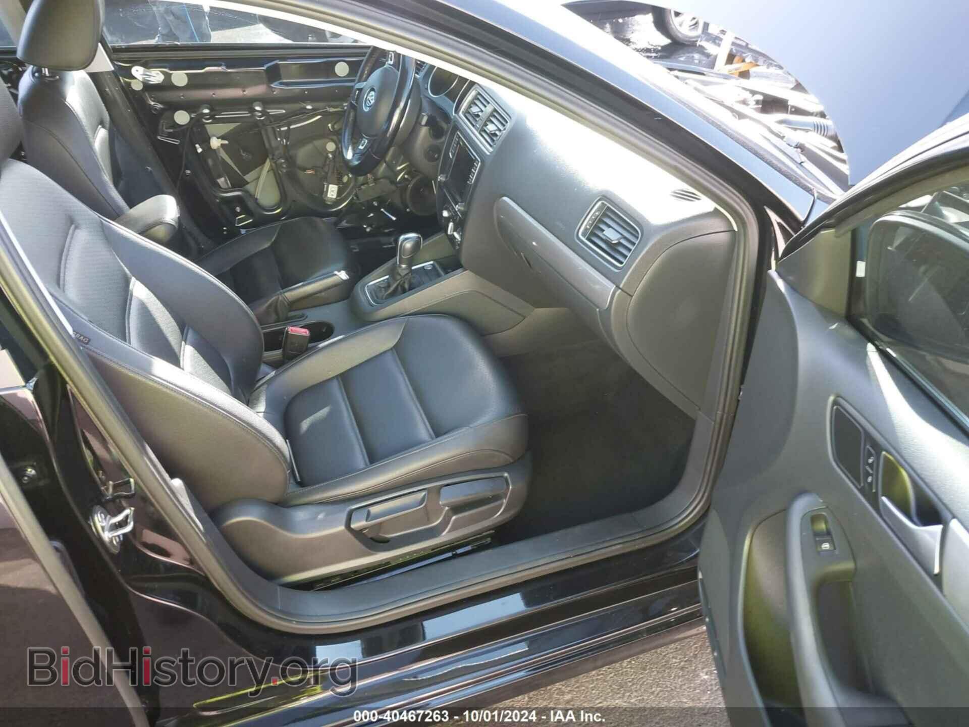 2017 VOLKSWAGEN JETTA - VIN: 3VWDB7AJ1HM397493 - Фото 5