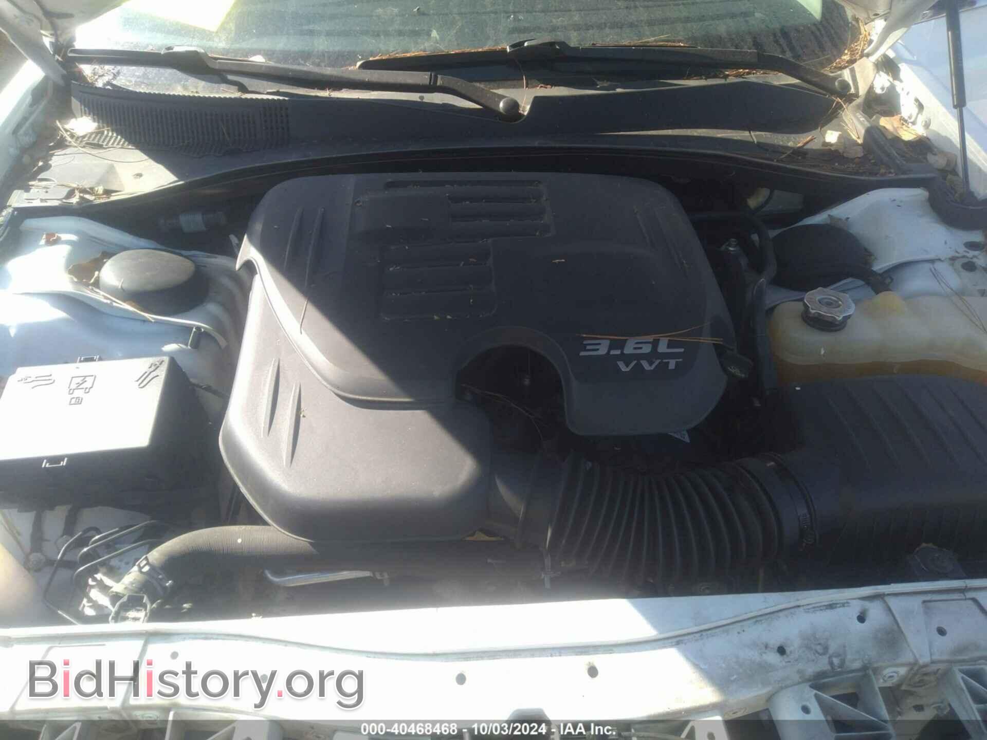 2017 CHRYSLER 300C - VIN: 2C3CCAEG9HH570865 - Фото 10