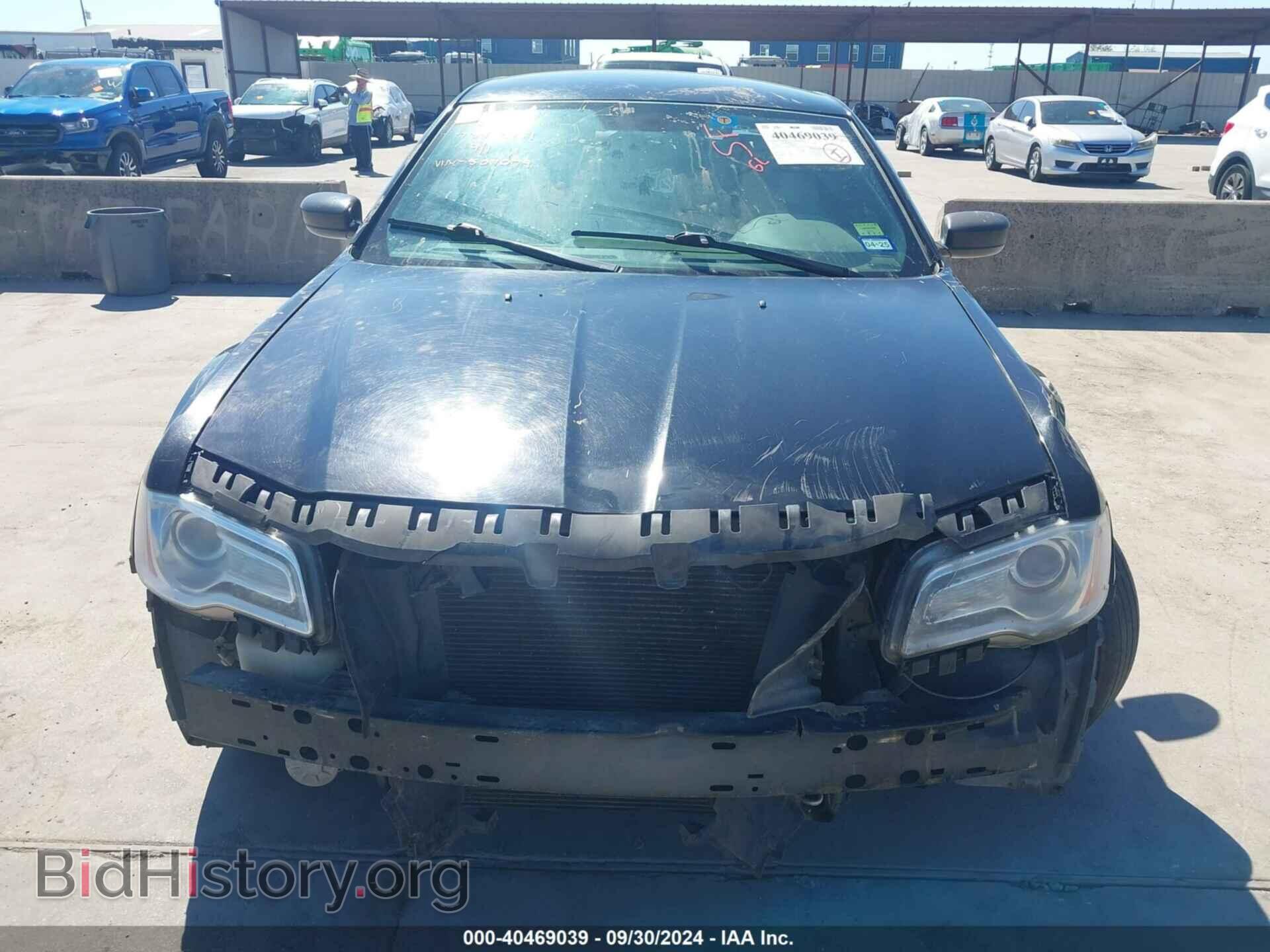 2013 CHRYSLER 300 - VIN: 2C3CCAAG3DH507079 - Фото 12