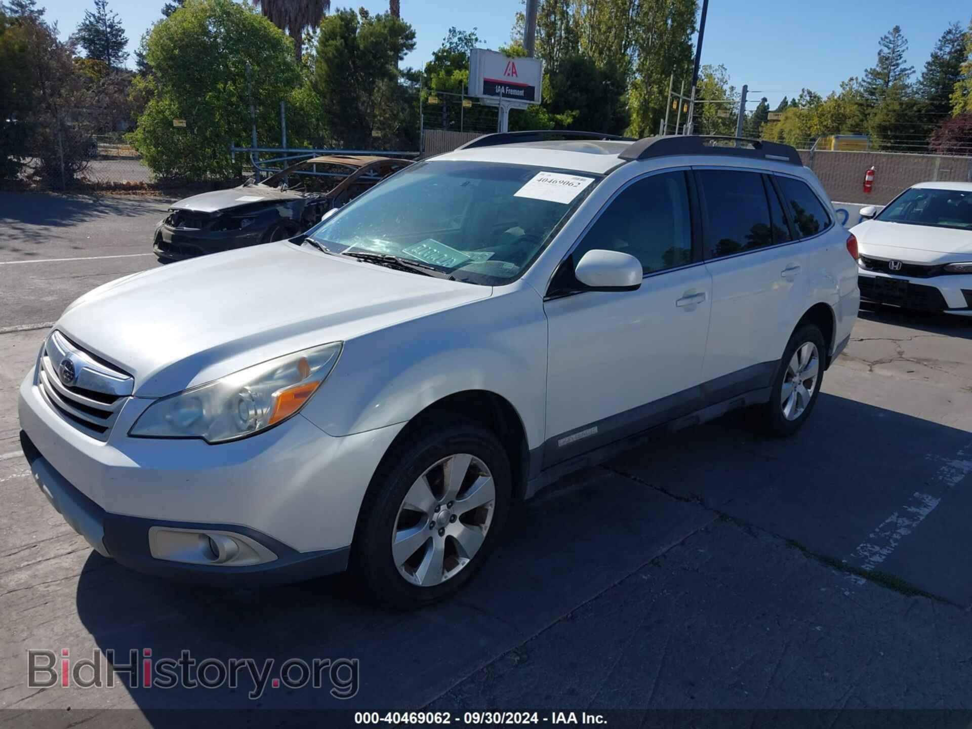 2010 SUBARU OUTBACK - VIN: 4S4BRBKC8A3345886 - Фото 2