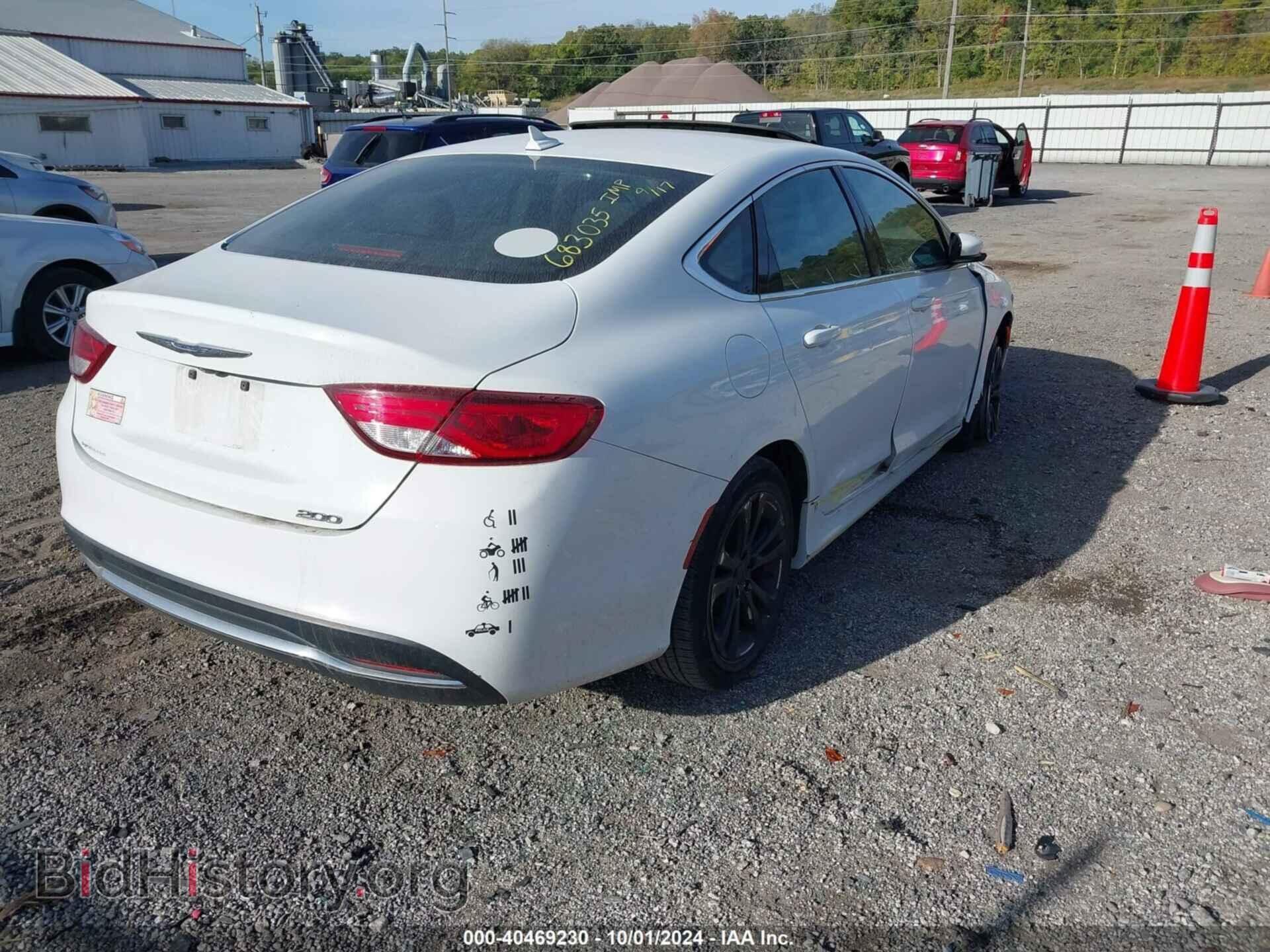 2015 CHRYSLER 200 - VIN: 1C3CCCAB4FN683035 - Photo 4