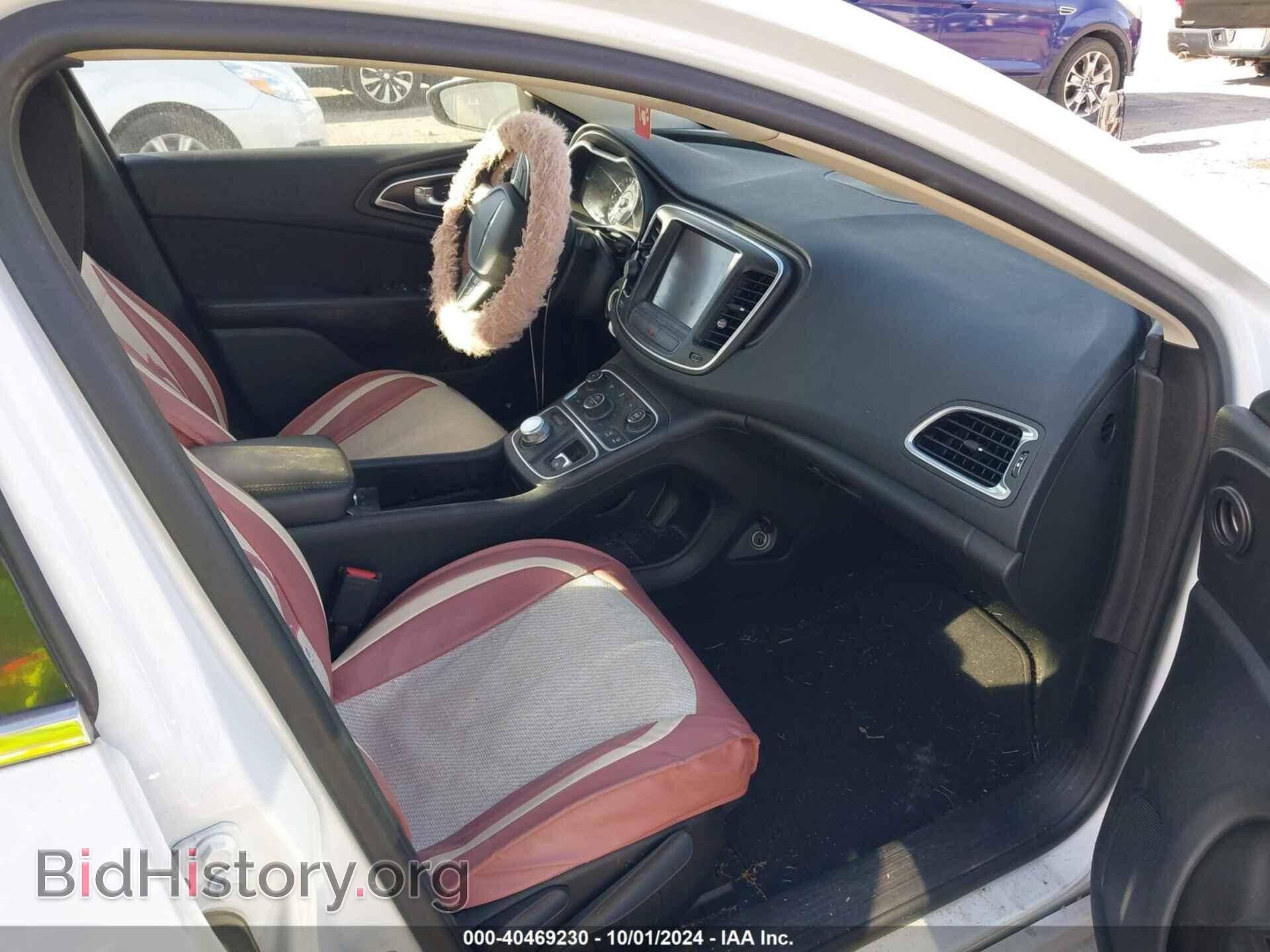 2015 CHRYSLER 200 - VIN: 1C3CCCAB4FN683035 - Photo 5