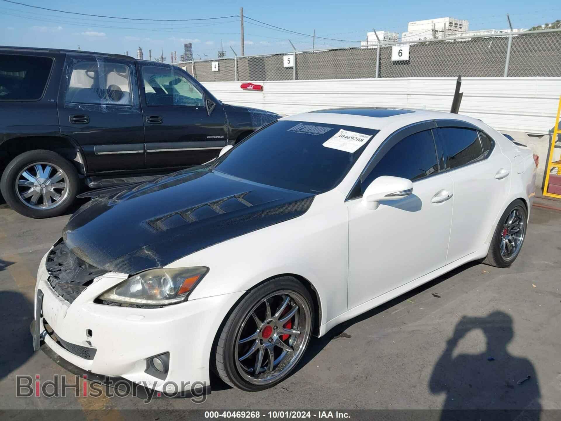 2011 LEXUS IS 350 - VIN: JTHBE5C21B5027135 - Фото 2