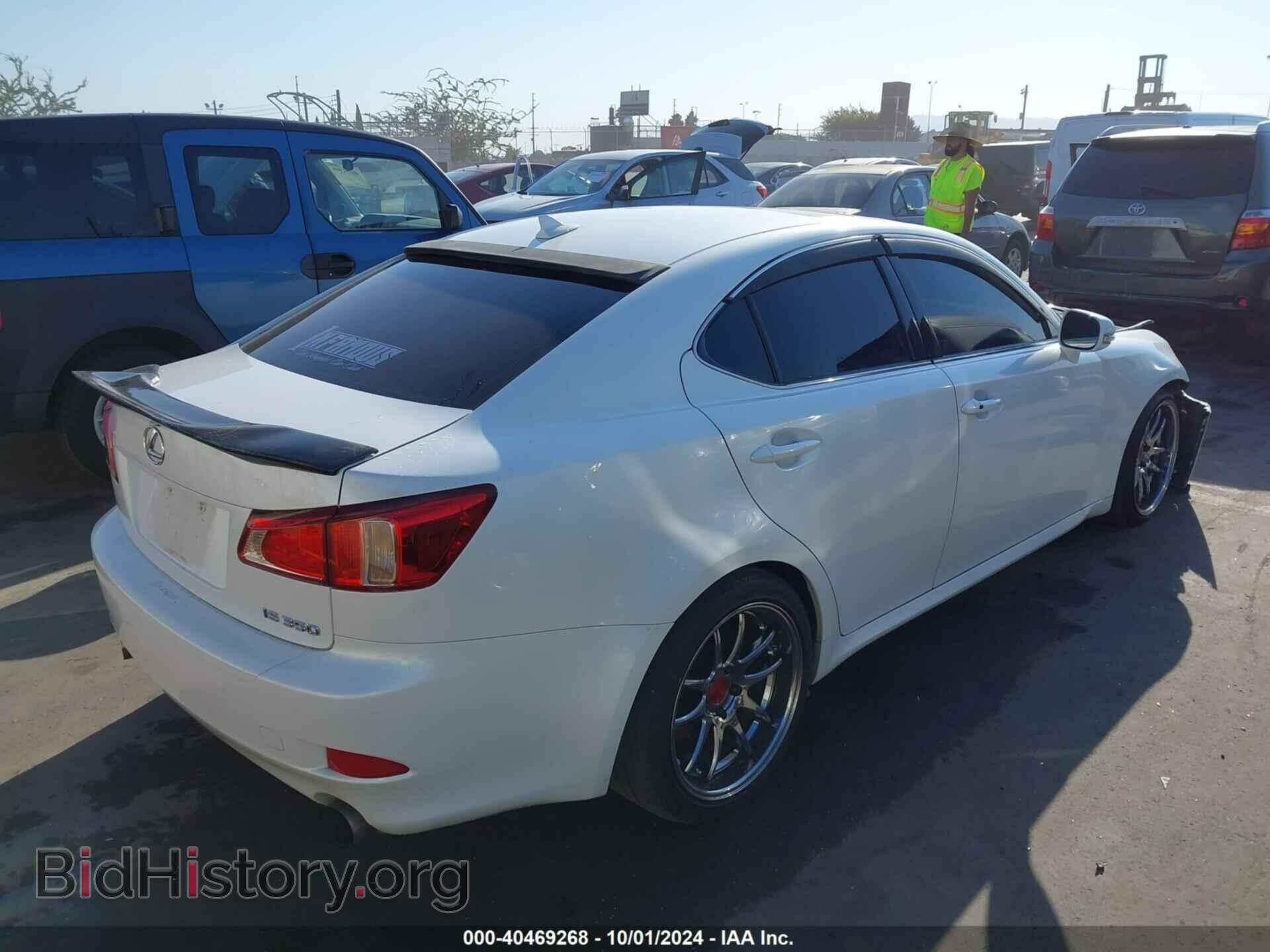 2011 LEXUS IS 350 - VIN: JTHBE5C21B5027135 - Фото 4