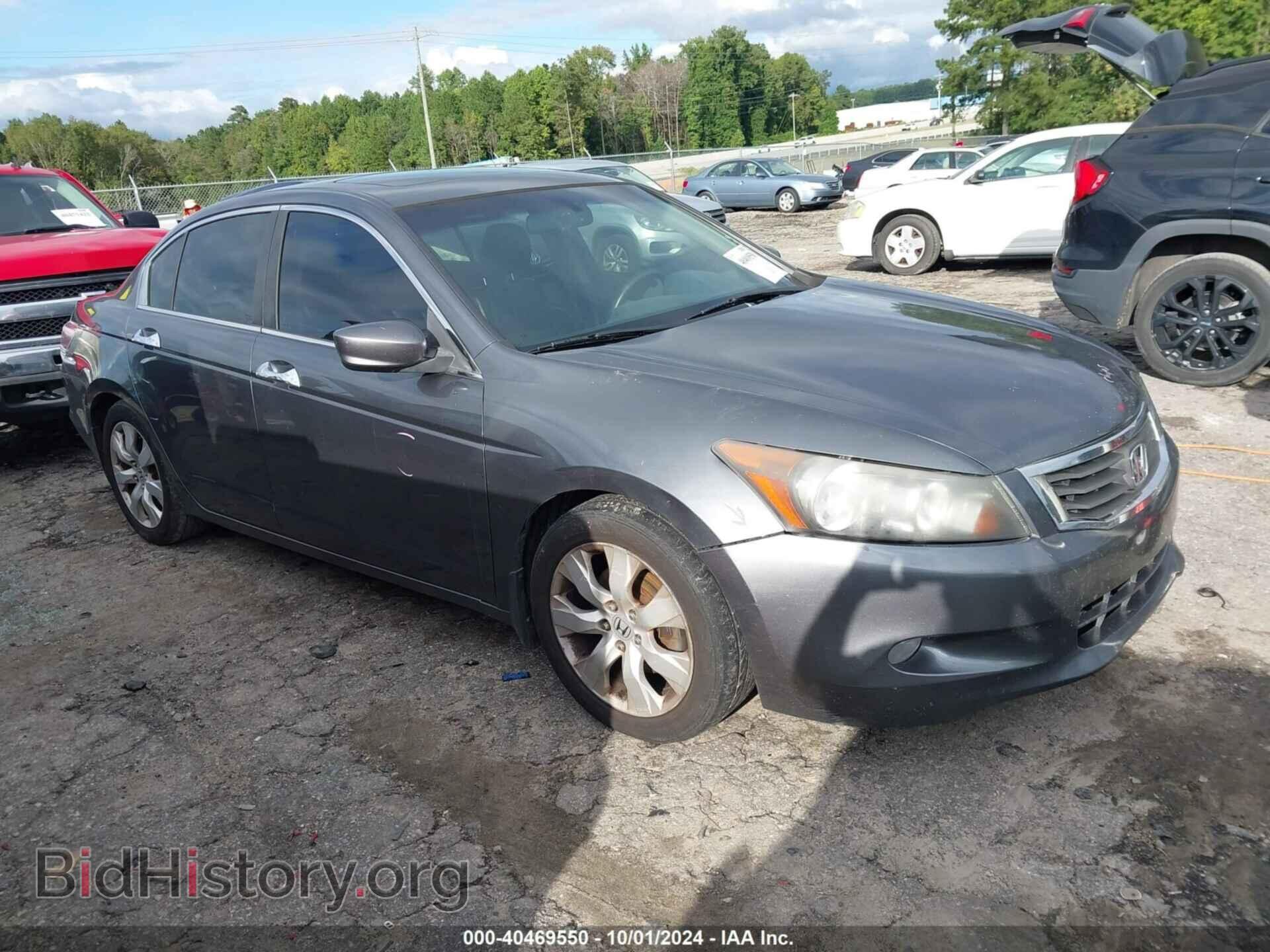 Photo 1HGCP36858A089191 - HONDA ACCORD 2008