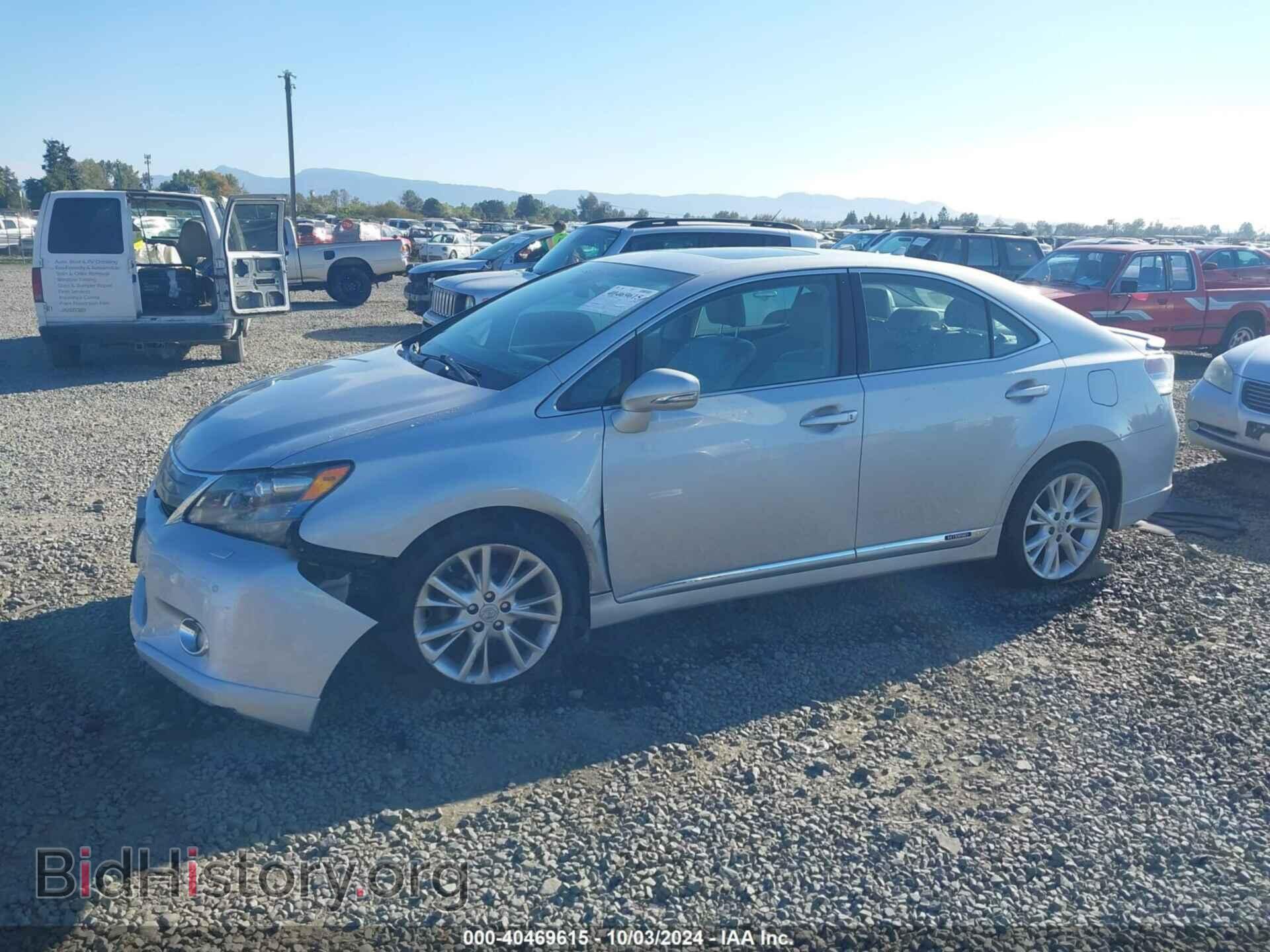 2010 LEXUS HS 250H - VIN: JTHBB1BAXA2000509 - Photo 2