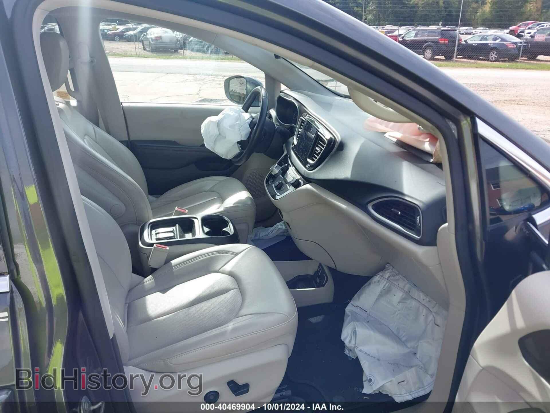 2018 CHRYSLER PACIFICA - VIN: 2C4RC1BG3JR315302 - Фото 5