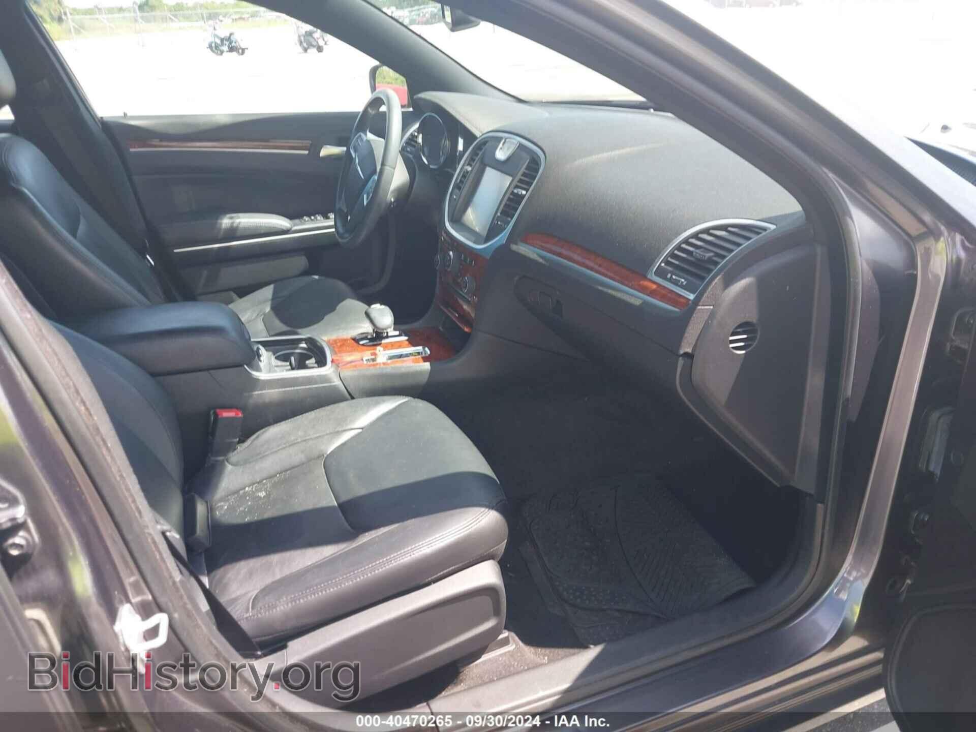 2013 CHRYSLER 300 - VIN: 2C3CCAAG8DH732338 - Фото 5