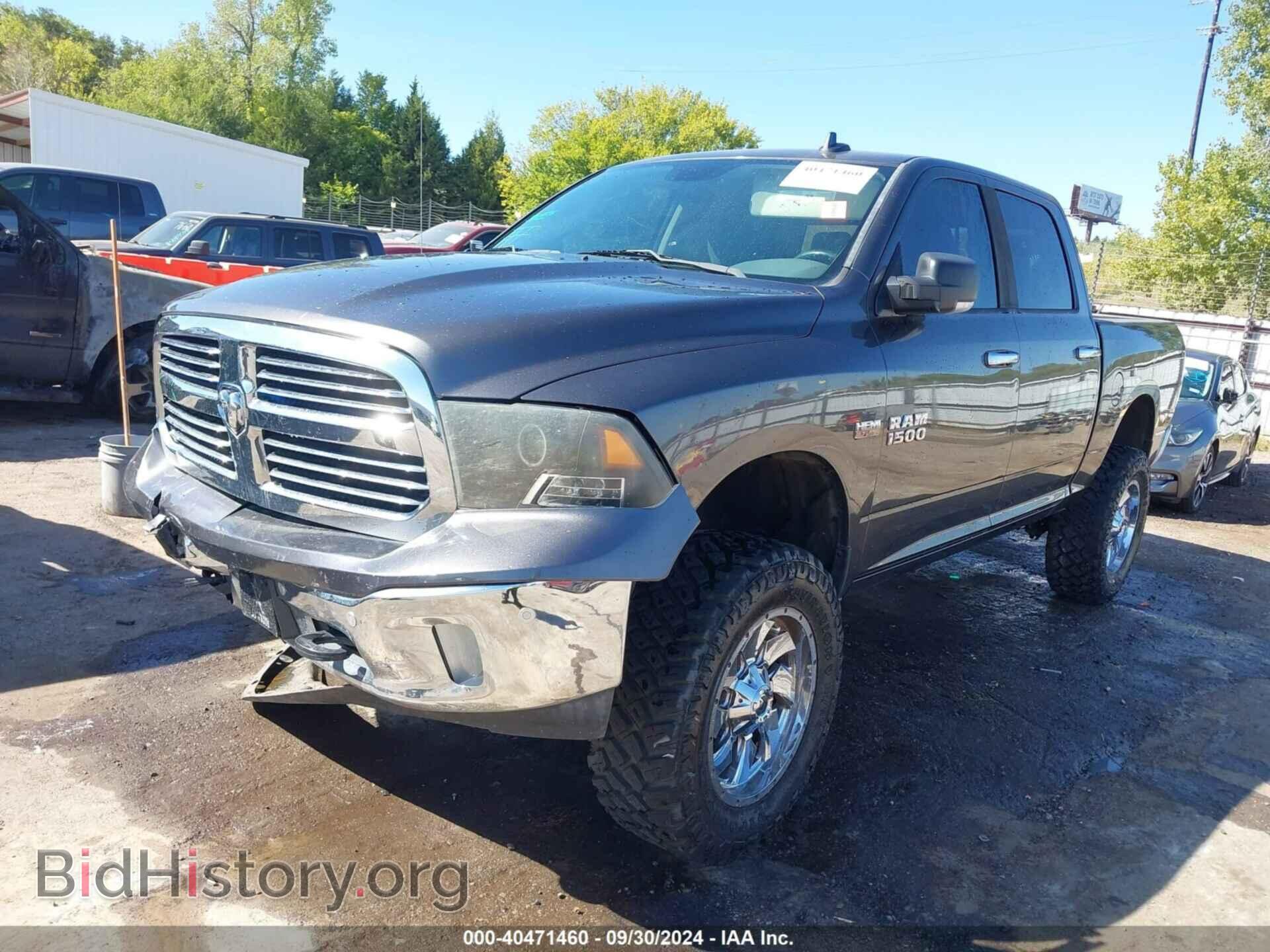 2017 RAM 1500 - VIN: 3C6RR7LT0HG512075 - Фото 2