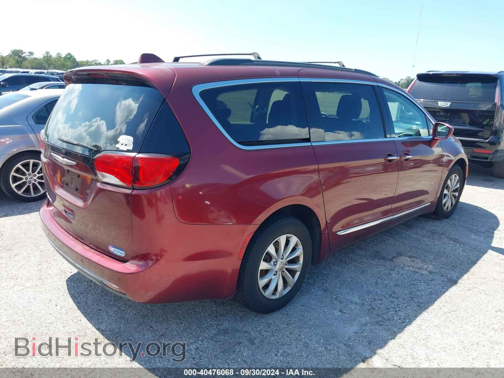2017 CHRYSLER PACIFICA - VIN: 2C4RC1BGXHR526829 - Photo 4