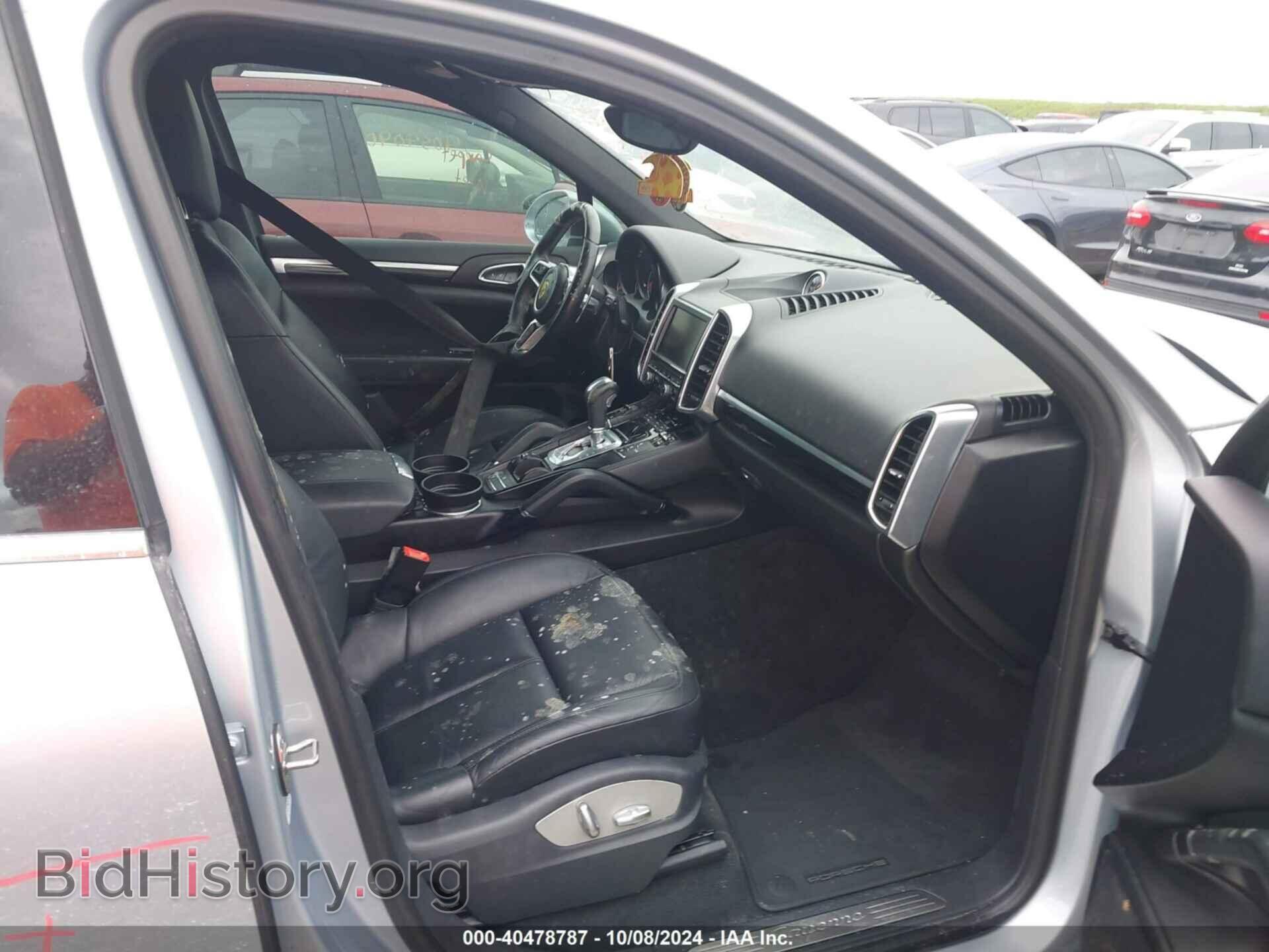 2016 PORSCHE CAYENNE - VIN: WP1AA2A26GLA10293 - Фото 5