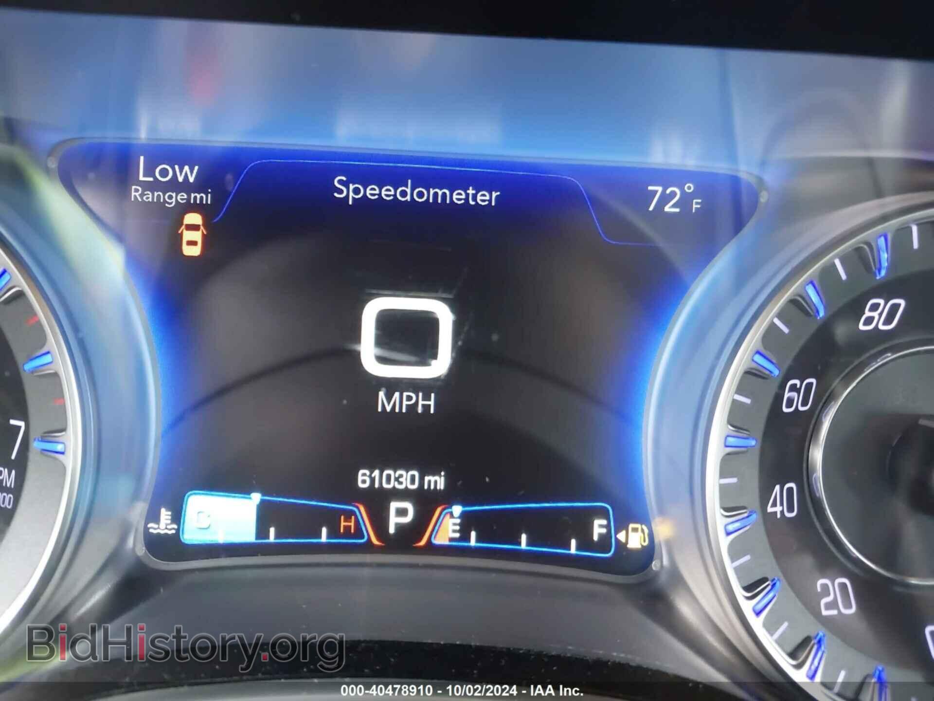 2018 CHRYSLER 300 - VIN: 2C3CCAAG8JH327169 - Фото 16
