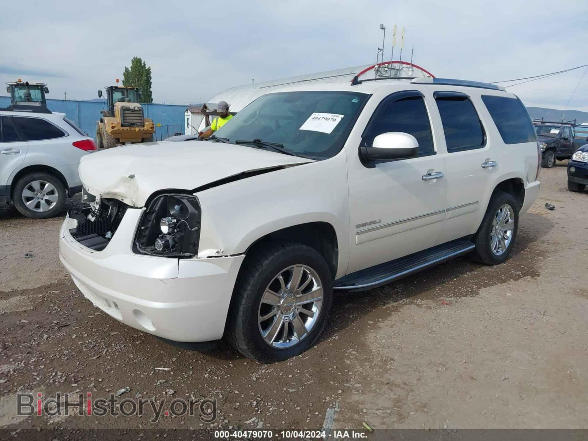 2013 GMC YUKON - VIN: 1GKS2EEF6DR324220 - Фото 2