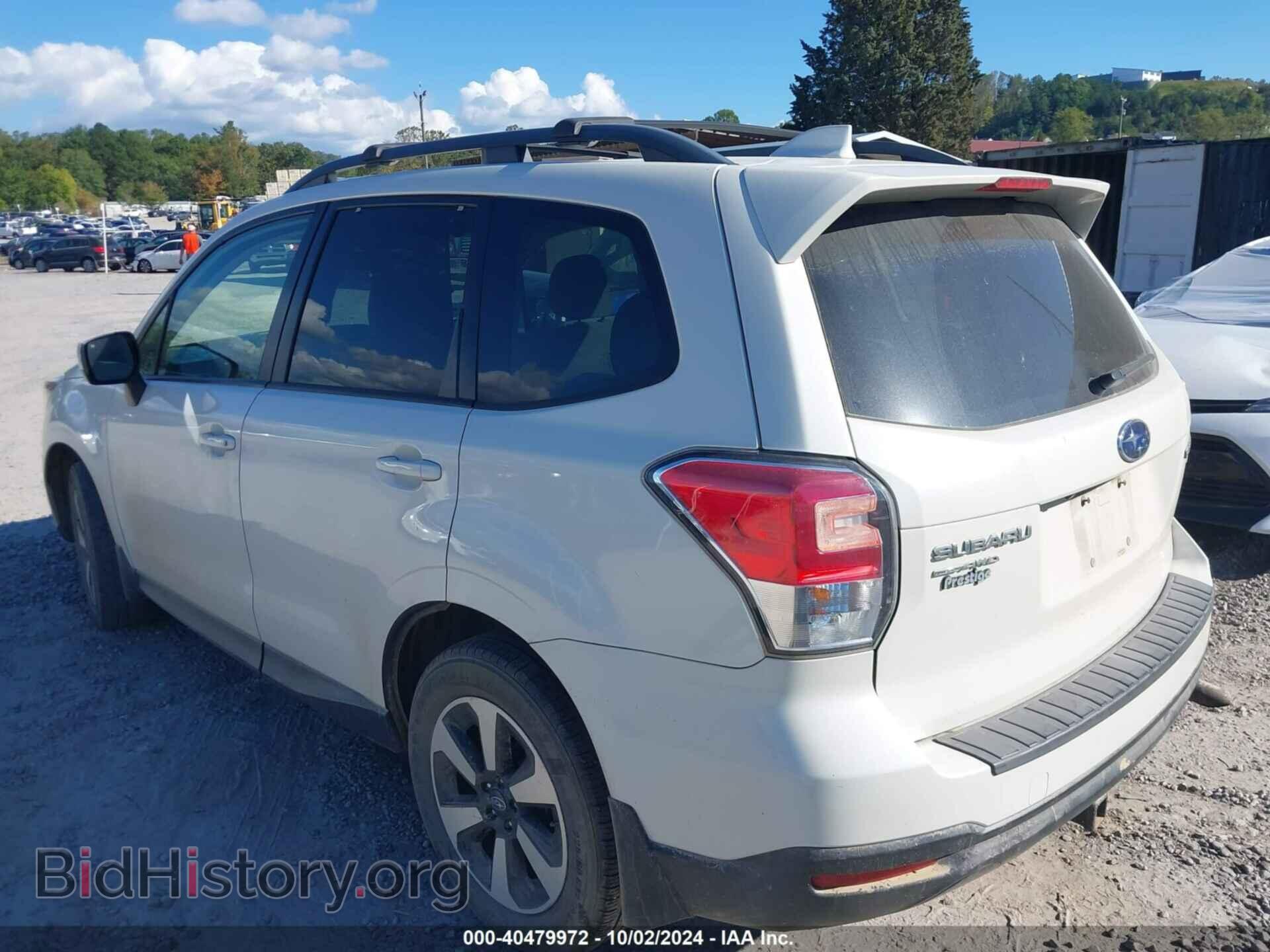2017 SUBARU FORESTER - VIN: JF2SJAEC1HH422811 - Фото 3