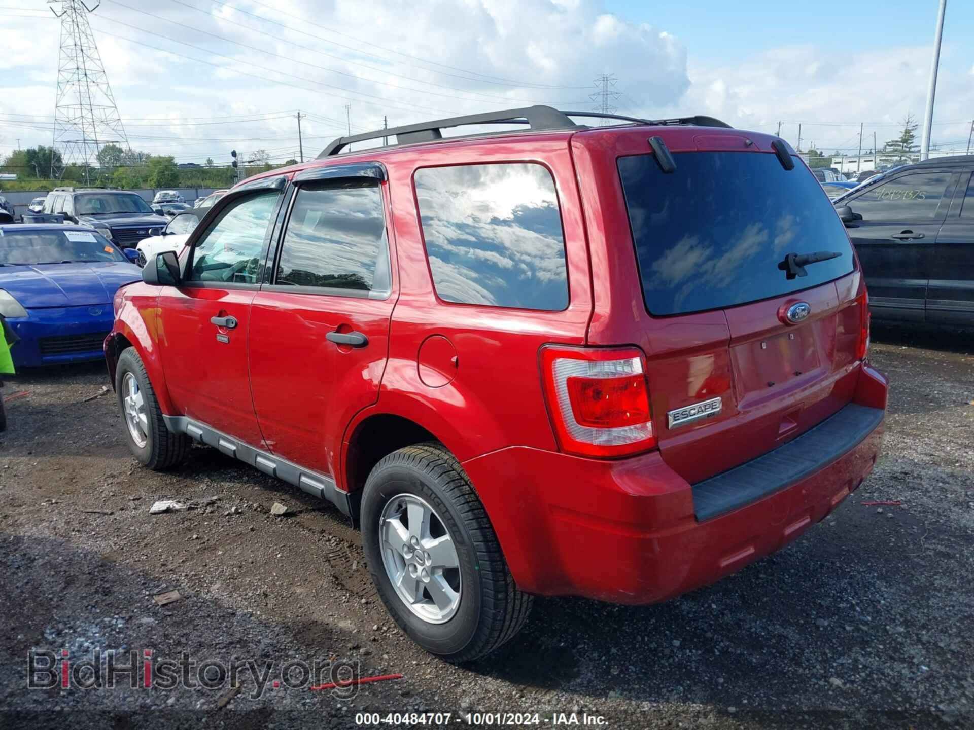 2010 FORD ESCAPE - VIN: 1FMCU0D79AKD47725 - Фото 3