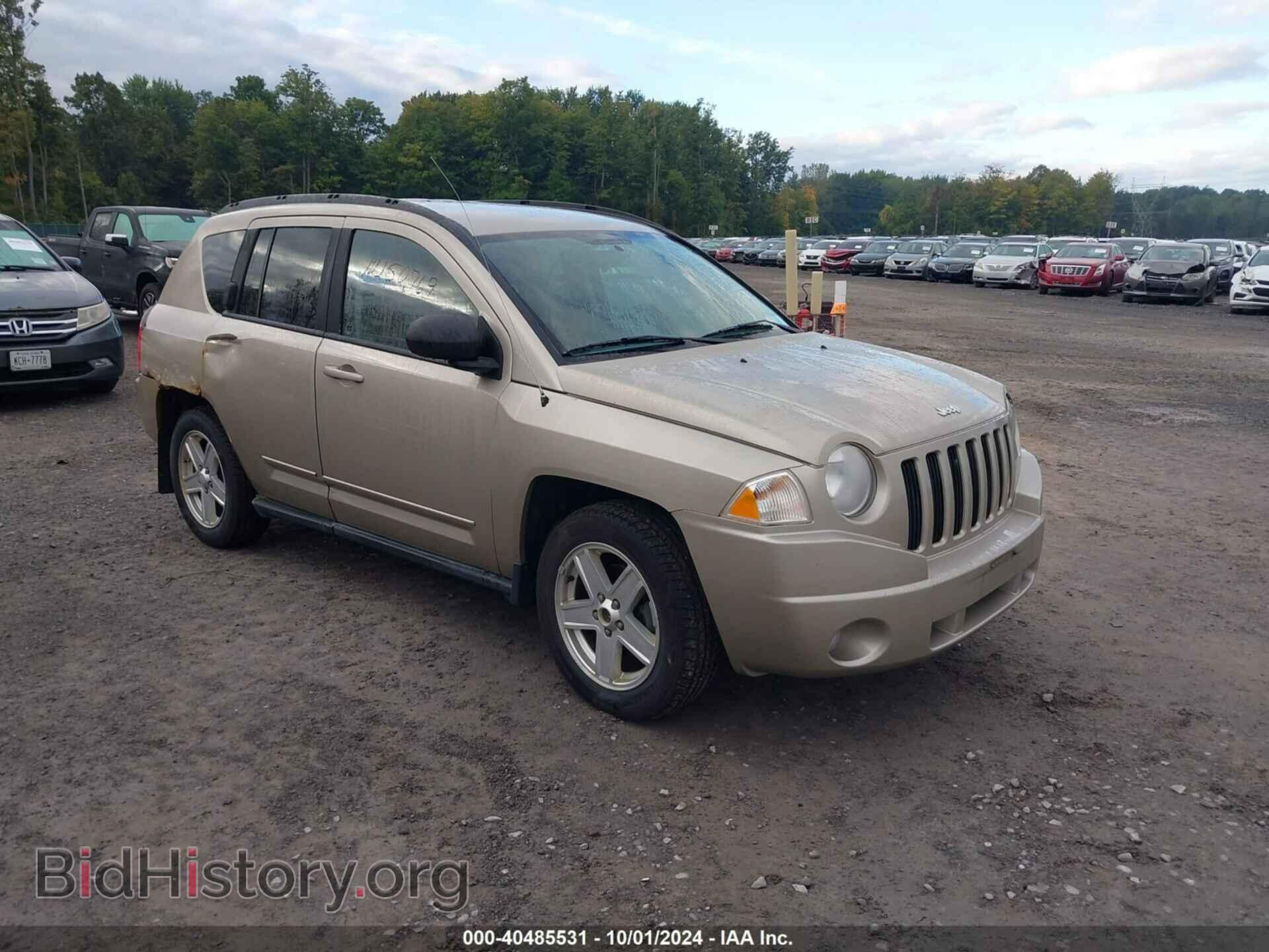 Photo 1J4NT4FB3AD502891 - JEEP COMPASS 2010