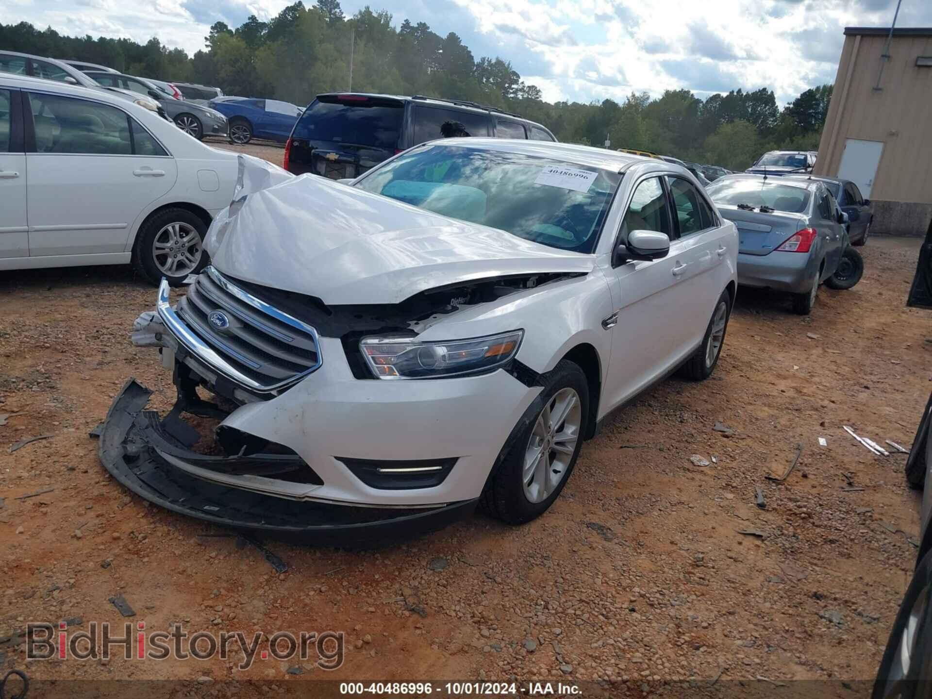 2018 FORD TAURUS - VIN: 1FAHP2E87JG124810 - Фото 2