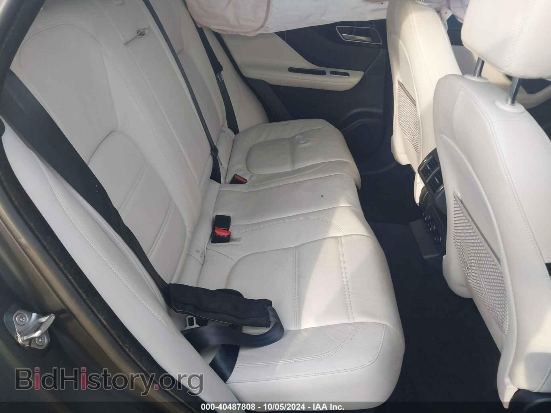 2017 JAGUAR F-PACE - VIN: SADCK2BV8HA093856 - Фото 8