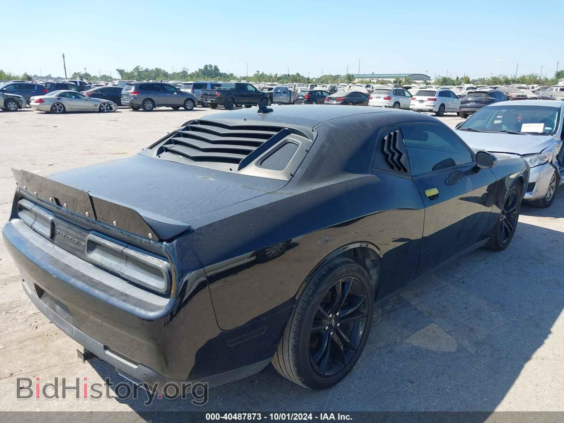 2018 DODGE CHALLENGER - VIN: 2C3CDZAG4JH305746 - Фото 4