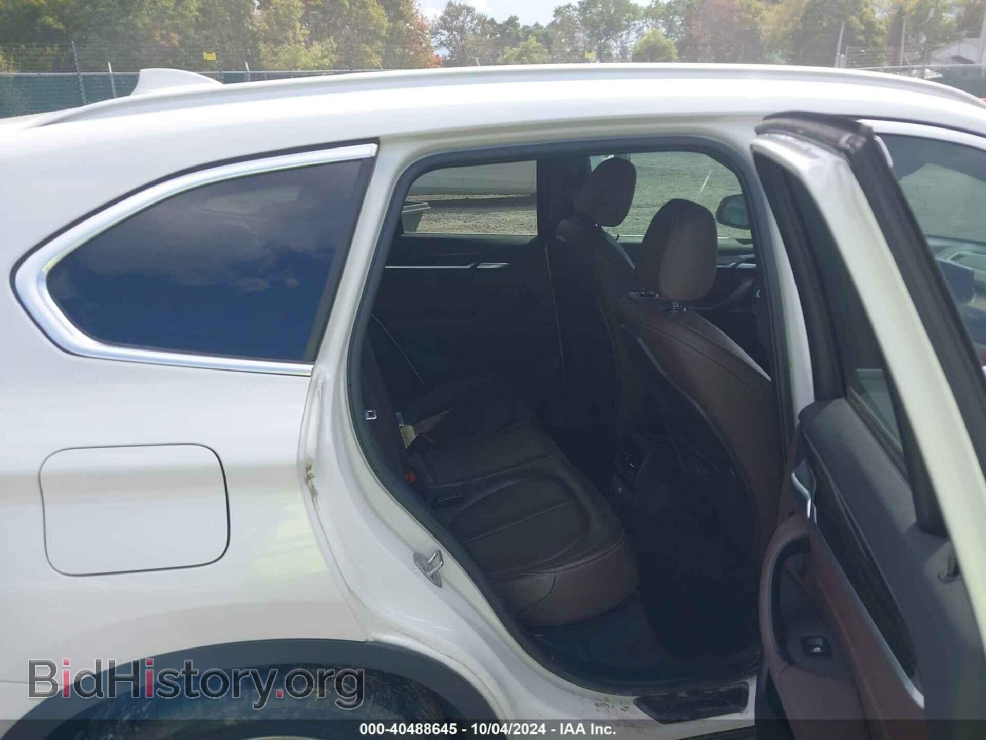 2017 BMW X1 - VIN: WBXHT3C35H5F78875 - Фото 8