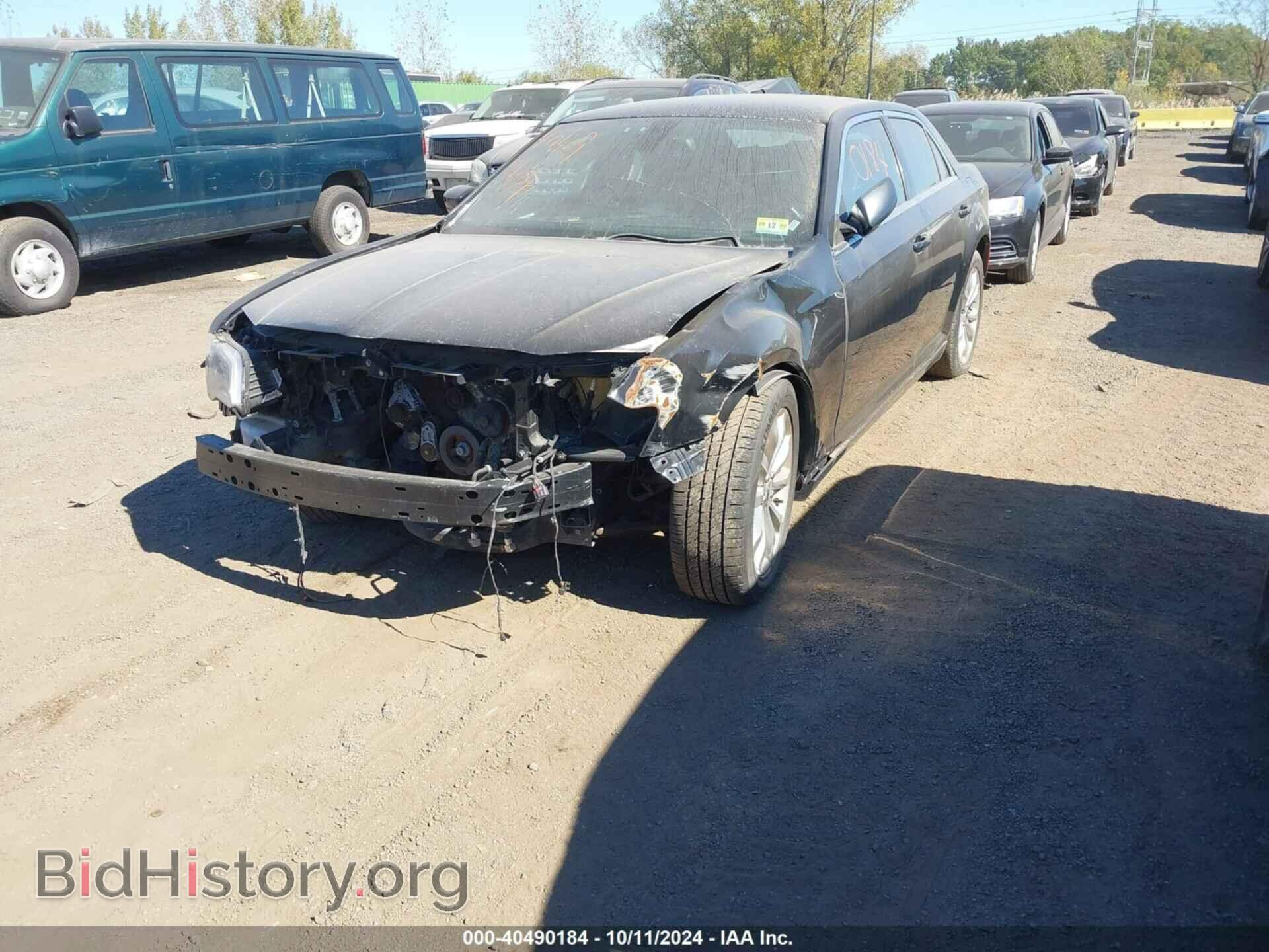 2015 CHRYSLER 300 - VIN: 2C3CCARG2FH854054 - Photo 2