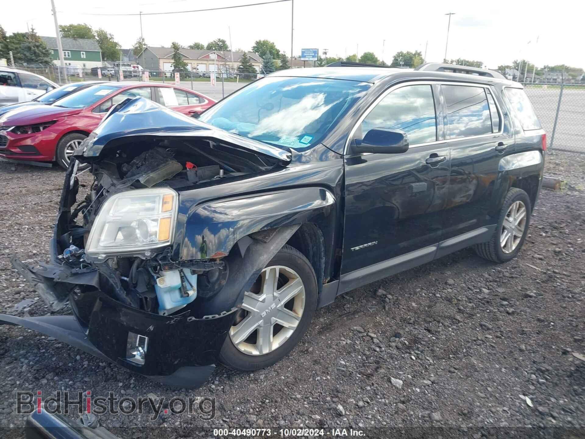 2011 GMC TERRAIN - VIN: 2CTFLVECXB6441960 - Photo 2