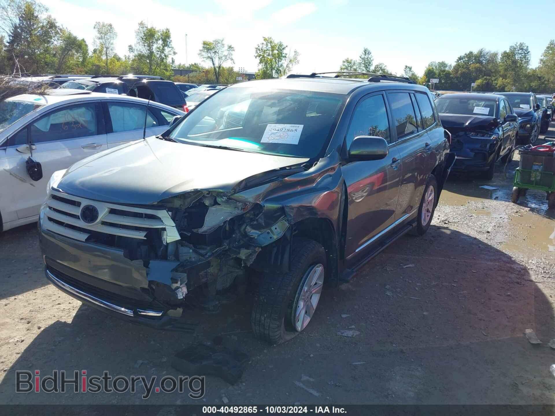 2012 TOYOTA HIGHLANDER - VIN: 5TDZA3EH2CS023088 - Фото 2
