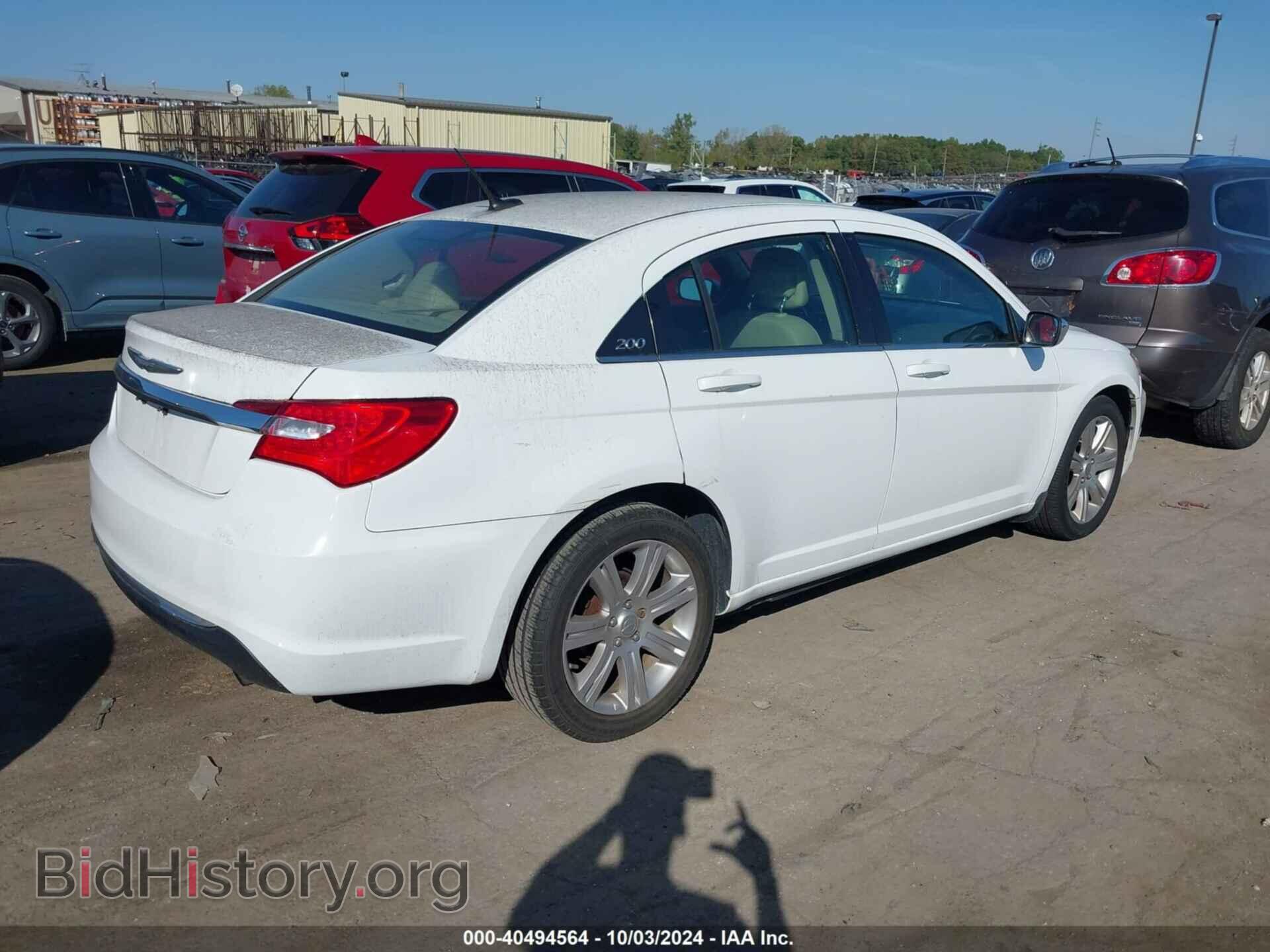2013 CHRYSLER 200 - VIN: 1C3CCBAB7DN761721 - Фото 4