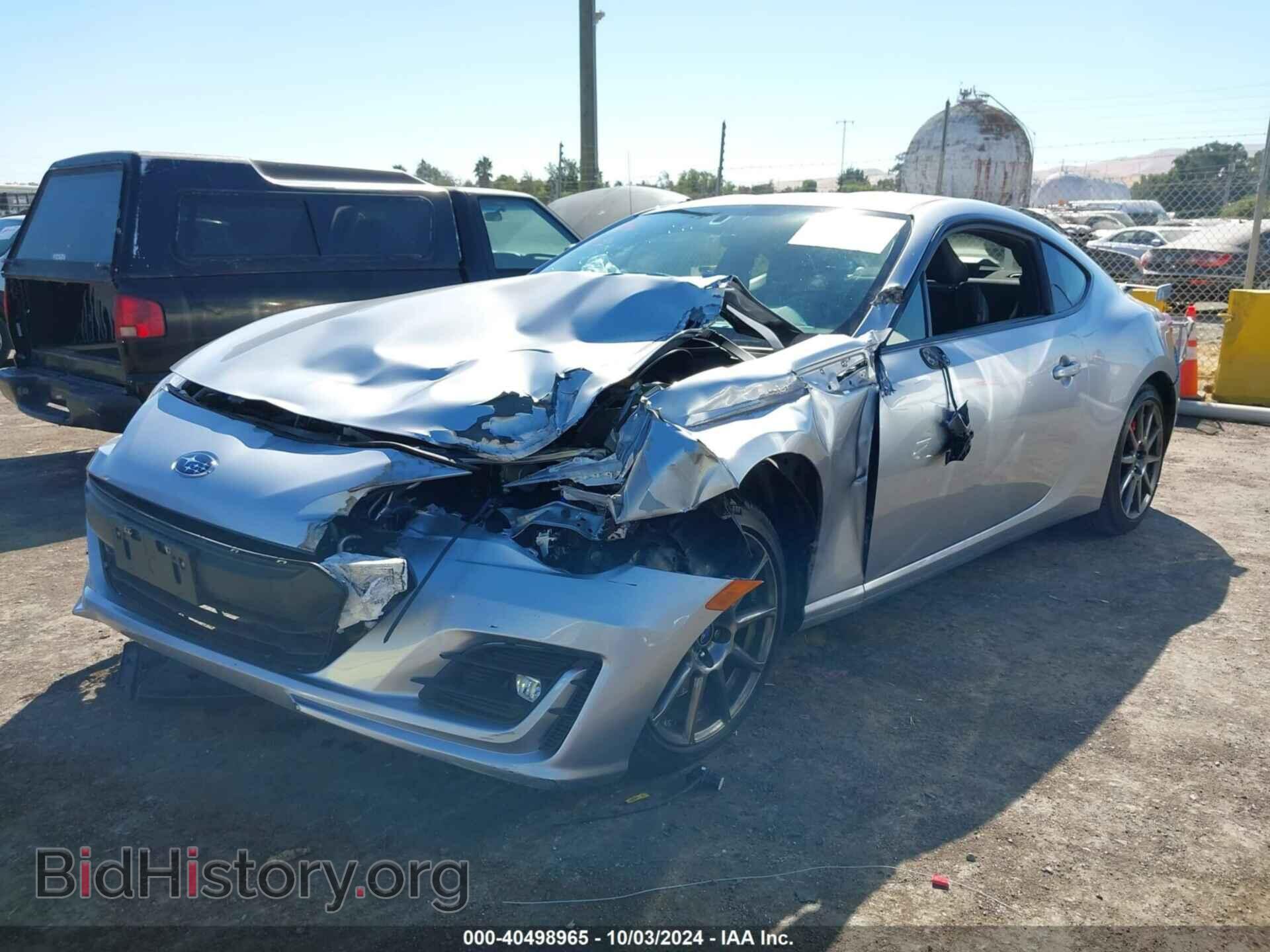 2018 SUBARU BRZ - VIN: JF1ZCAC19J9603265 - Фото 2