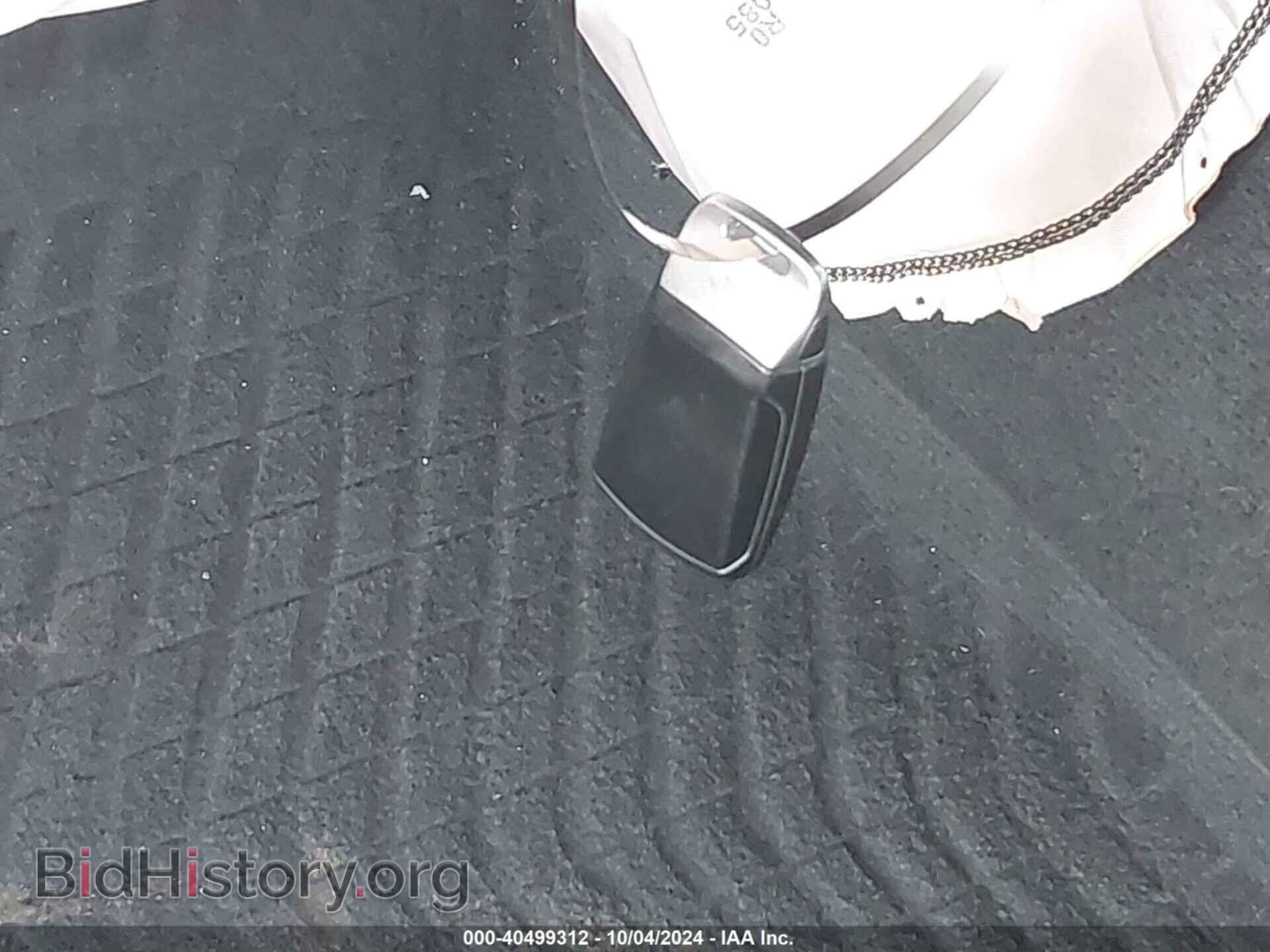 2017 AUDI A4 - VIN: WAUENAF42HN010709 - Фото 11